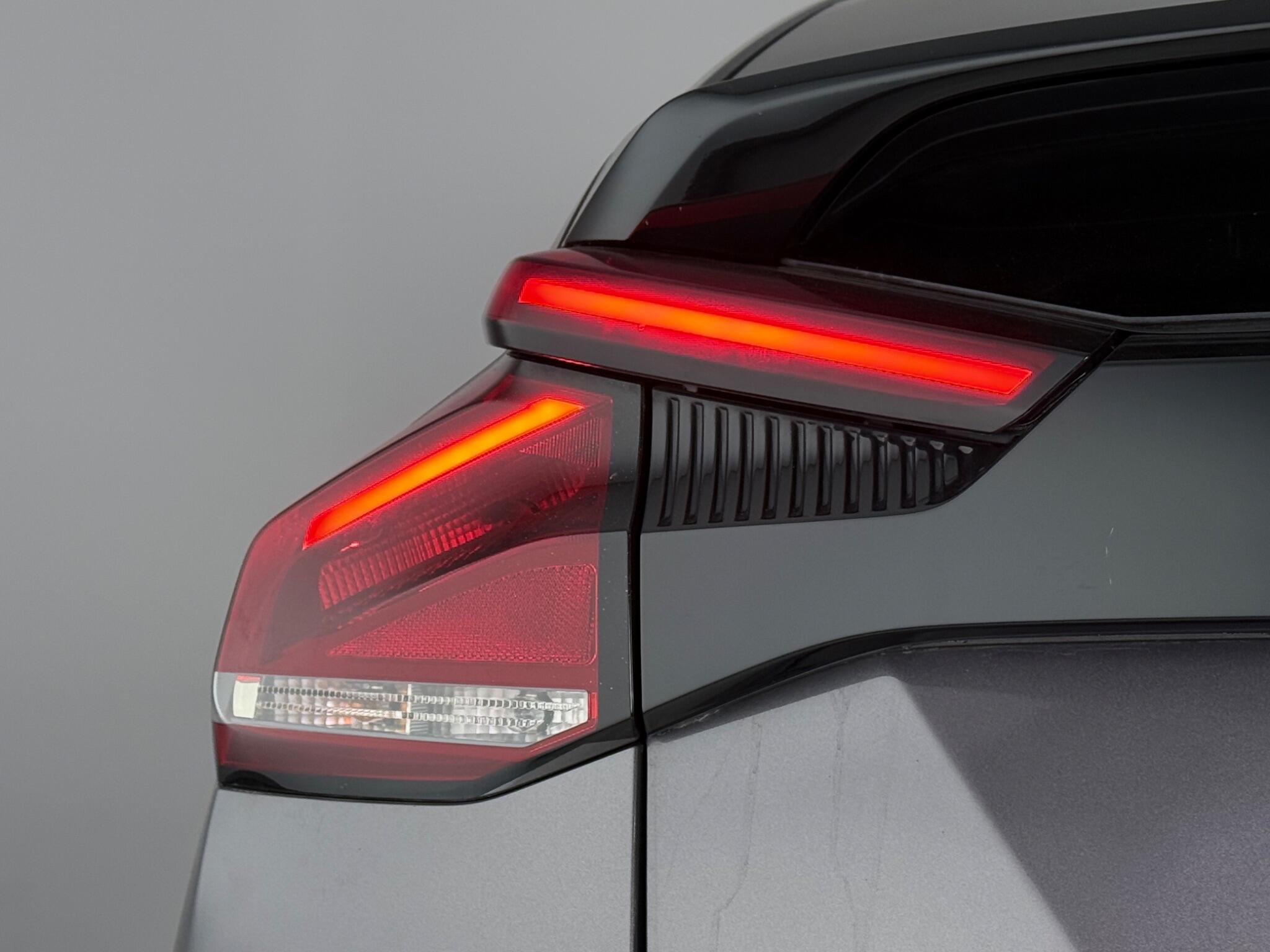 Citroen C4 view 5