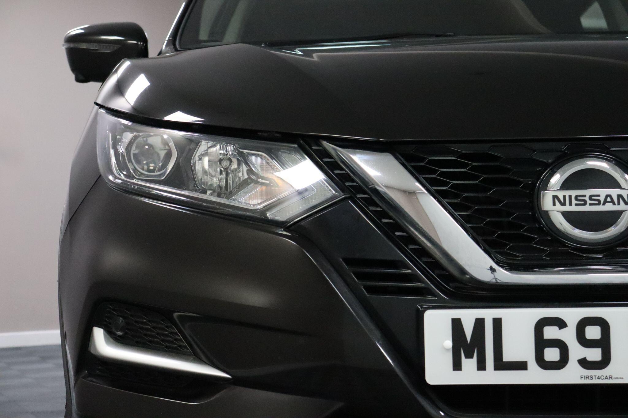 Nissan Qashqai view 25