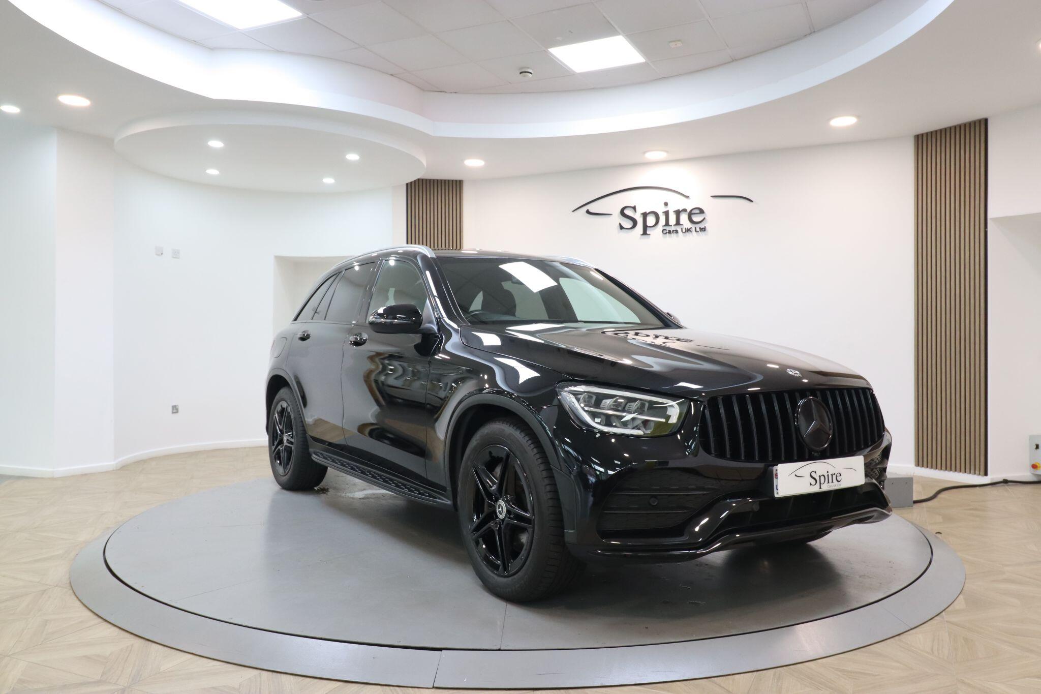 Mercedes-Benz GLC view 3