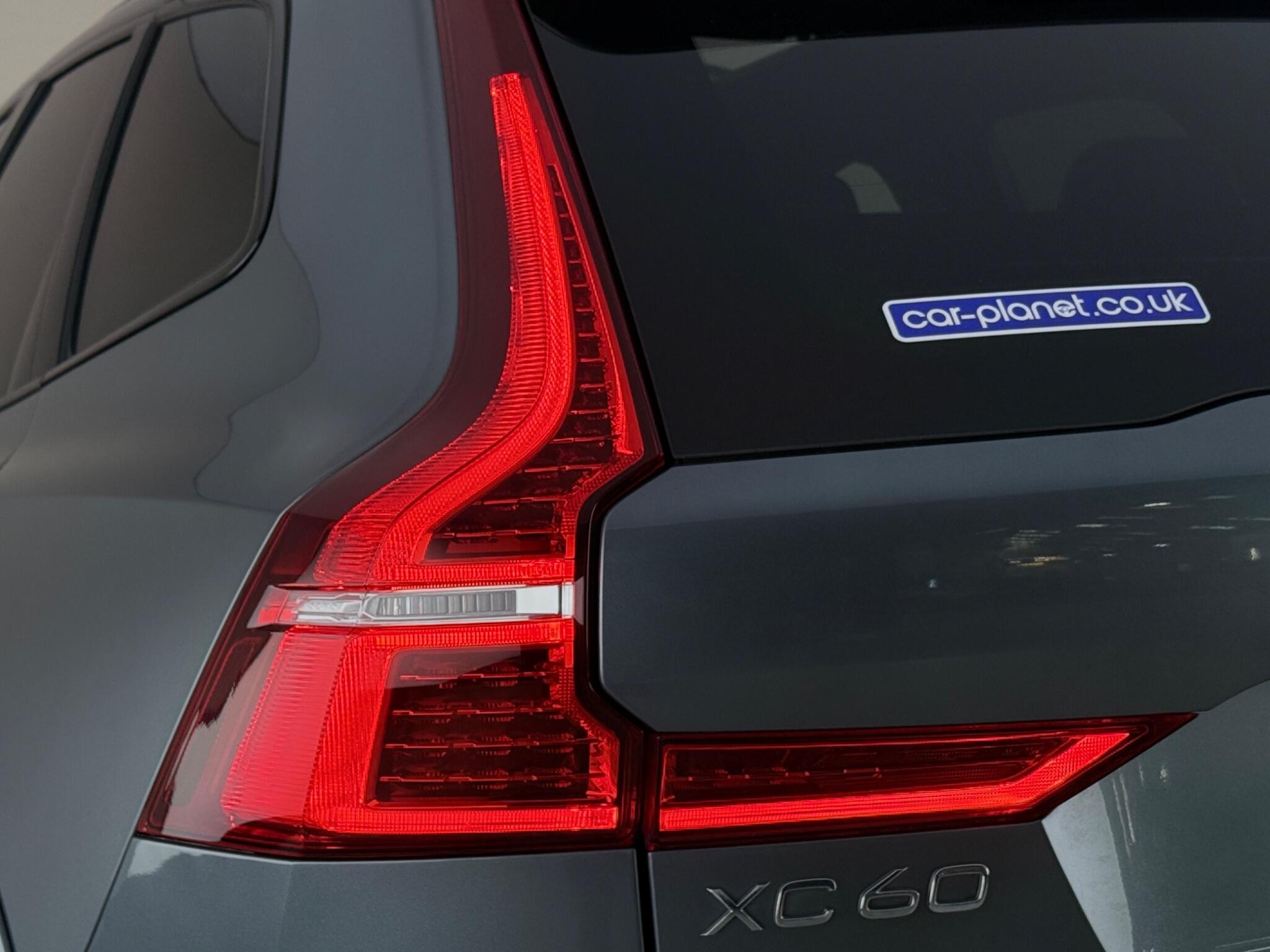 Volvo XC60 view 13