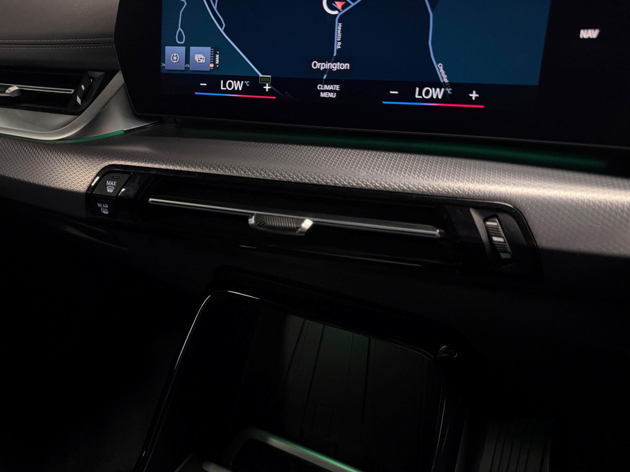 BMW 2 Series view 39