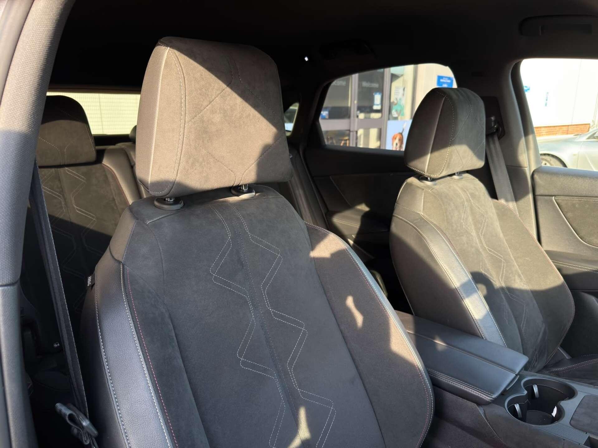 DS Automobiles DS 7 Crossback view 12