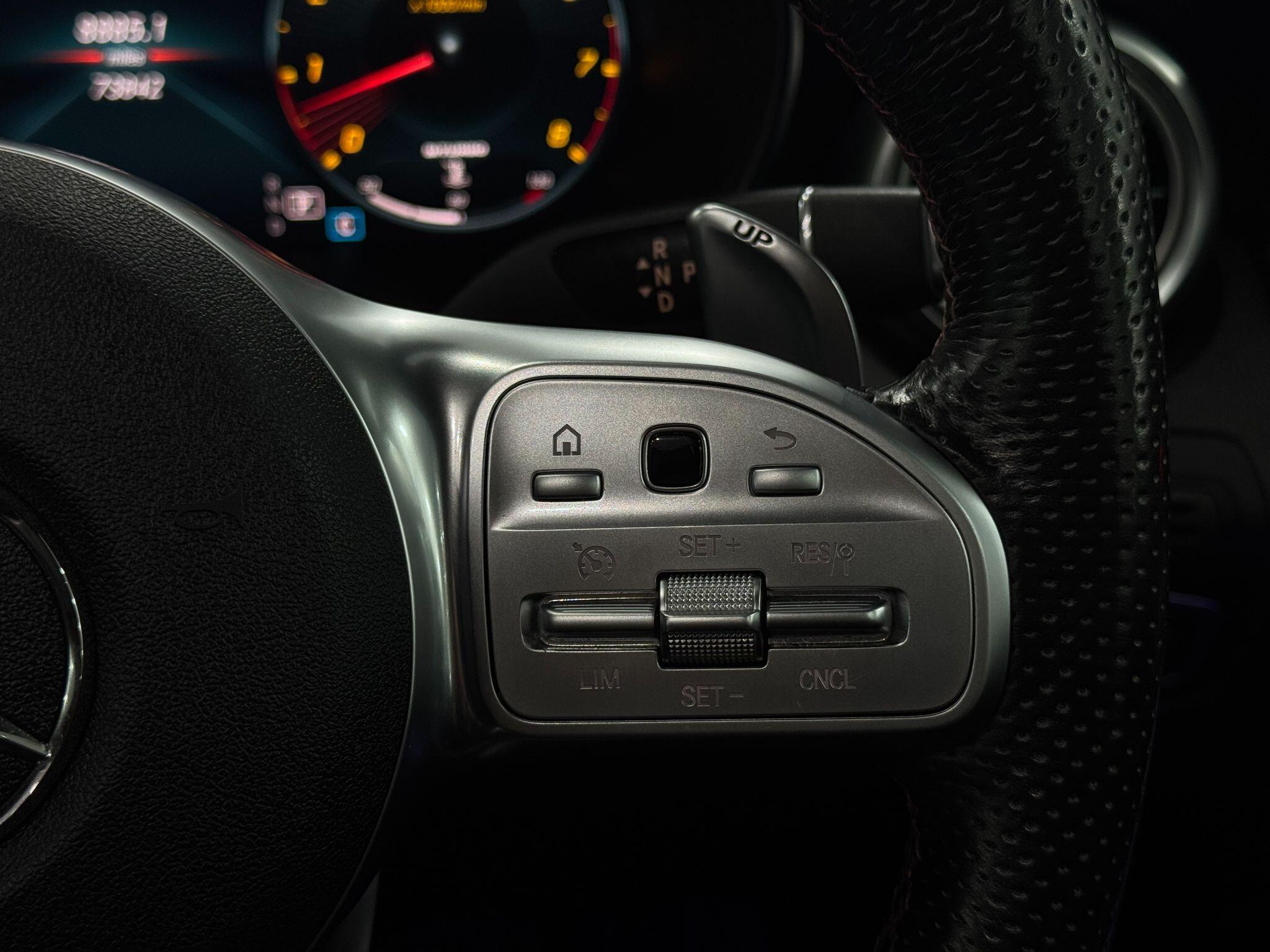 Mercedes-Benz GLC view 53