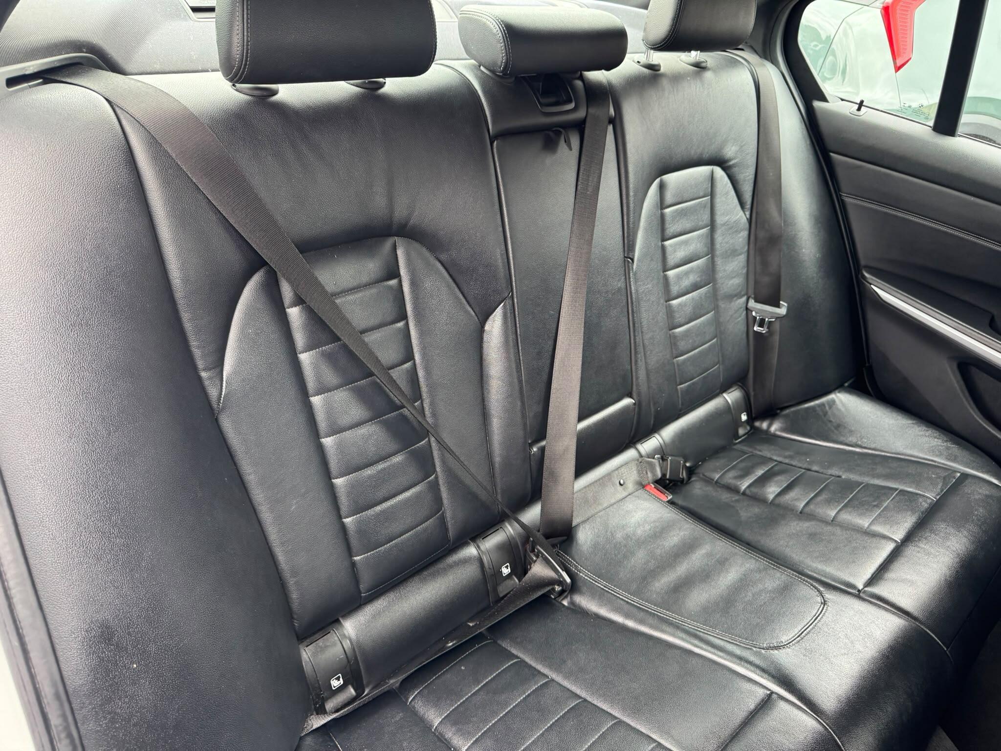 BMW 3 Series view 43