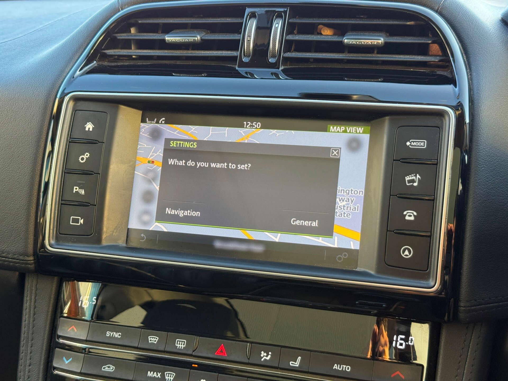 Jaguar F-Pace view 77