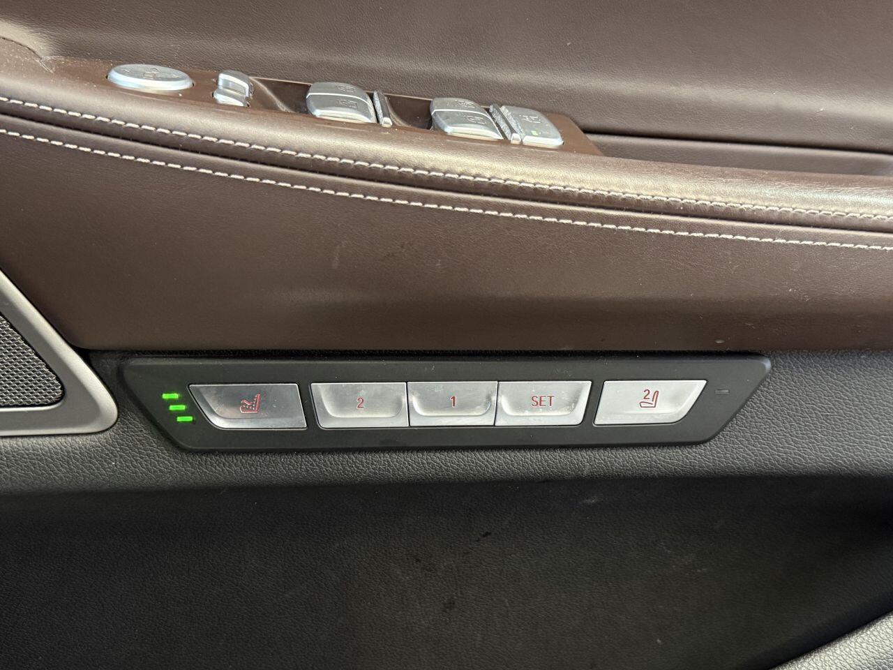 BMW 7 Series view 60