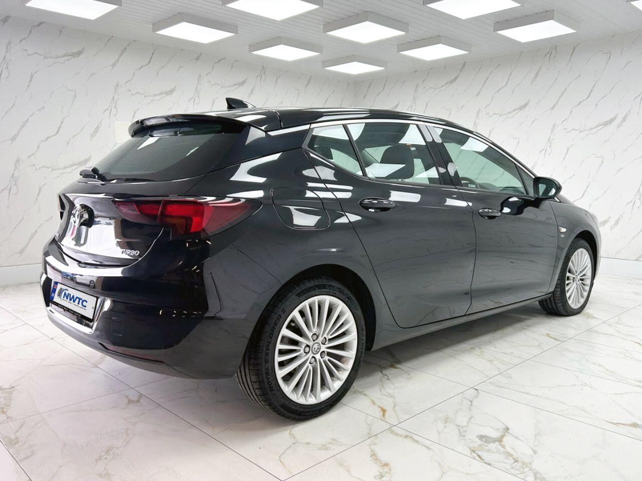 Vauxhall Astra view 9