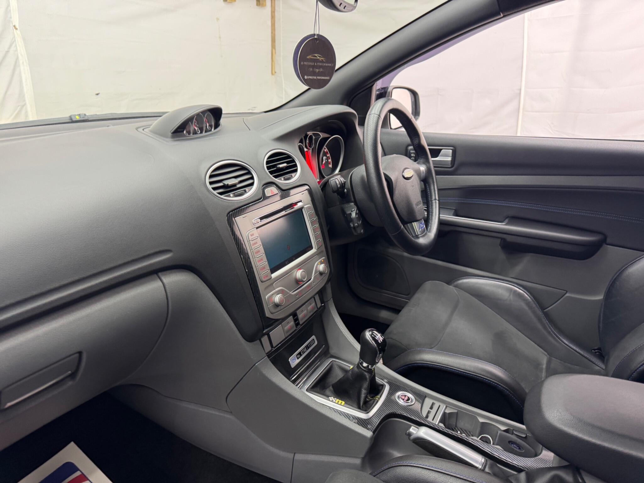 Ford Focus view 14