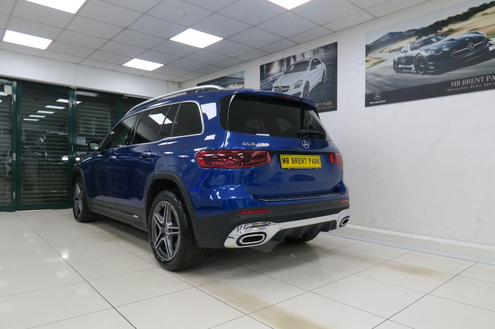Mercedes-Benz GLB view 5