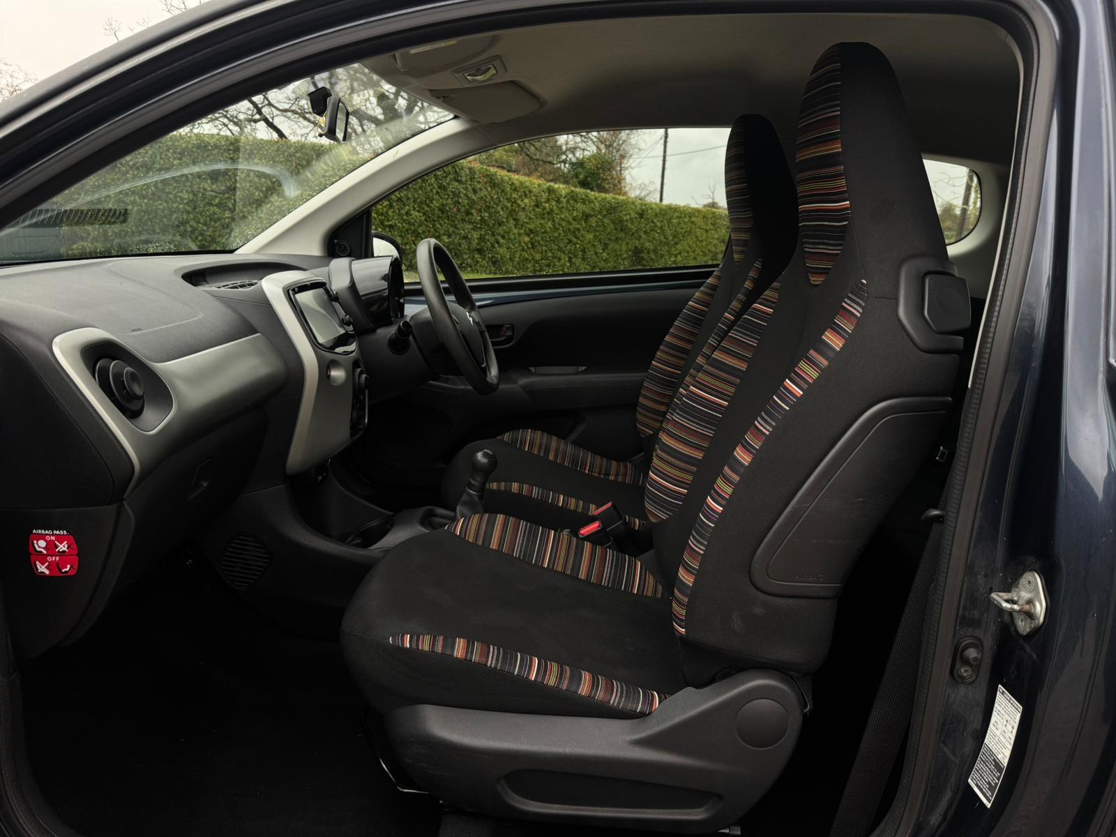 2014 Citroen C1 image 16