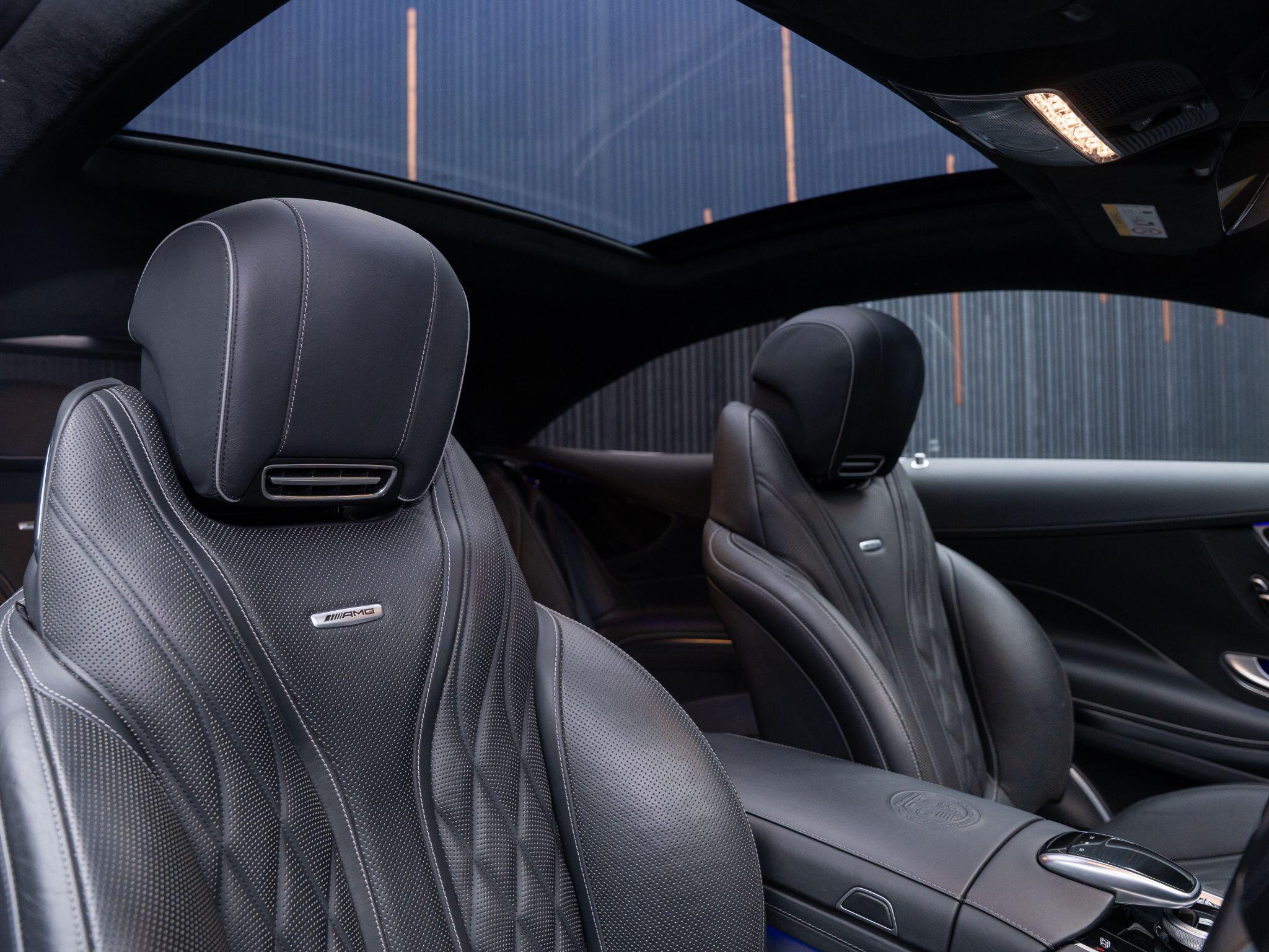 Mercedes-Benz S-Class view 4