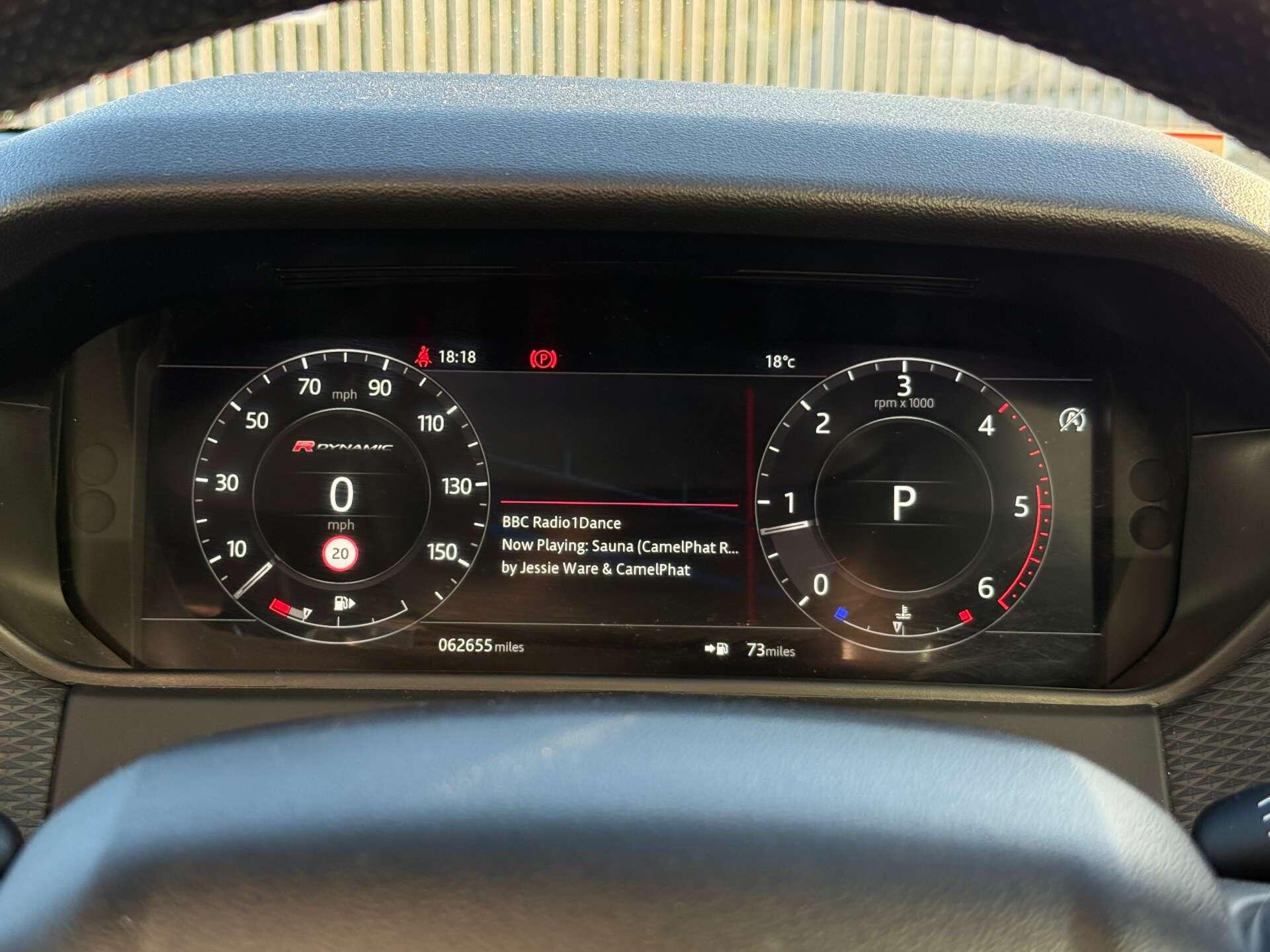 Land Rover Range Rover Velar view 44