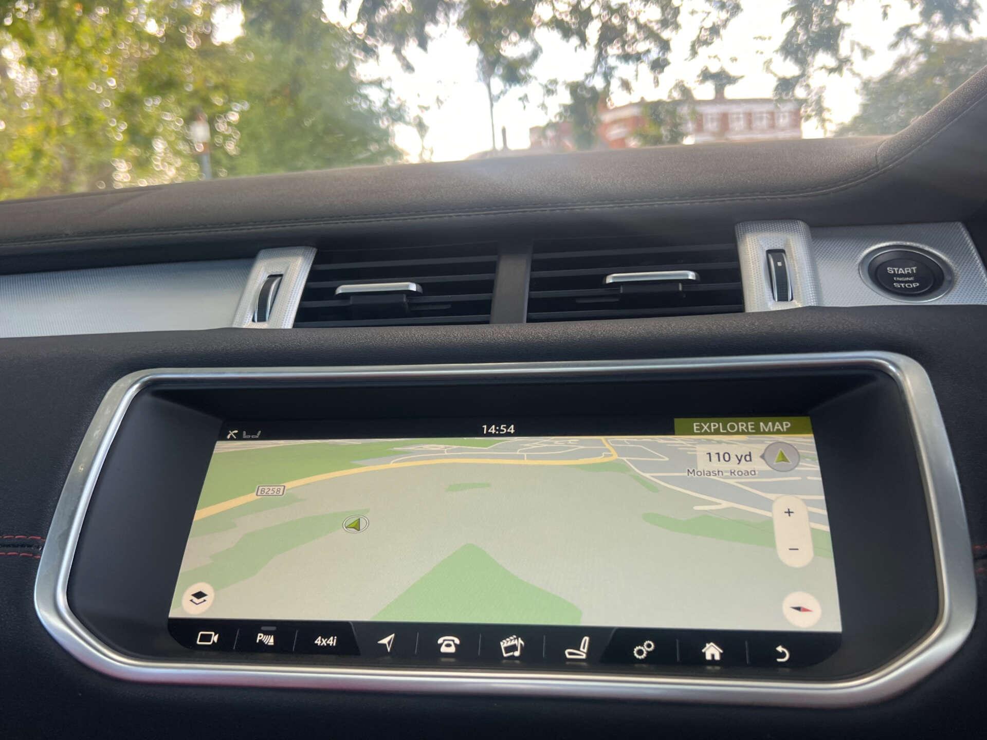 Land Rover Range Rover Evoque view 46