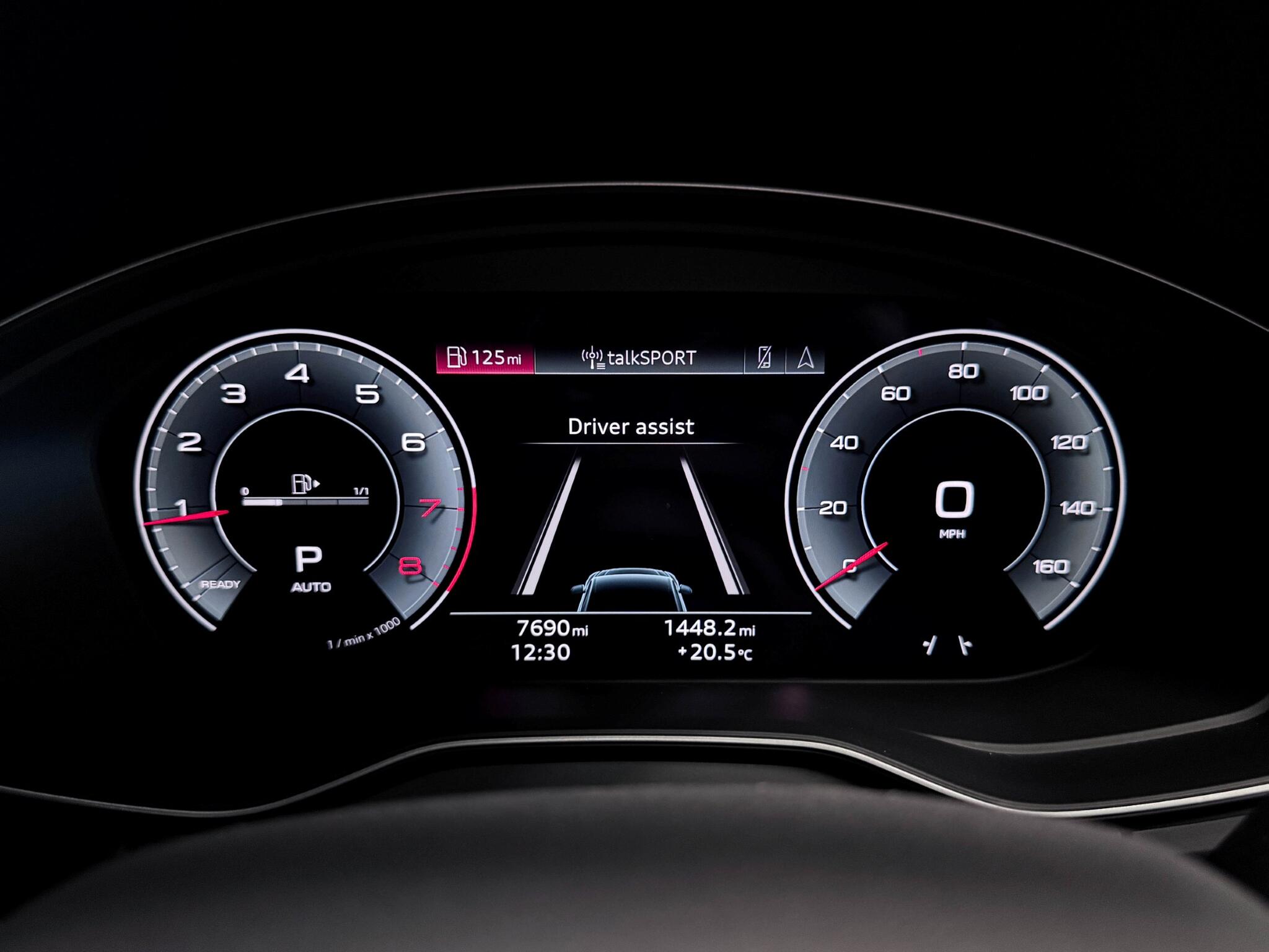 Audi Q5 view 34