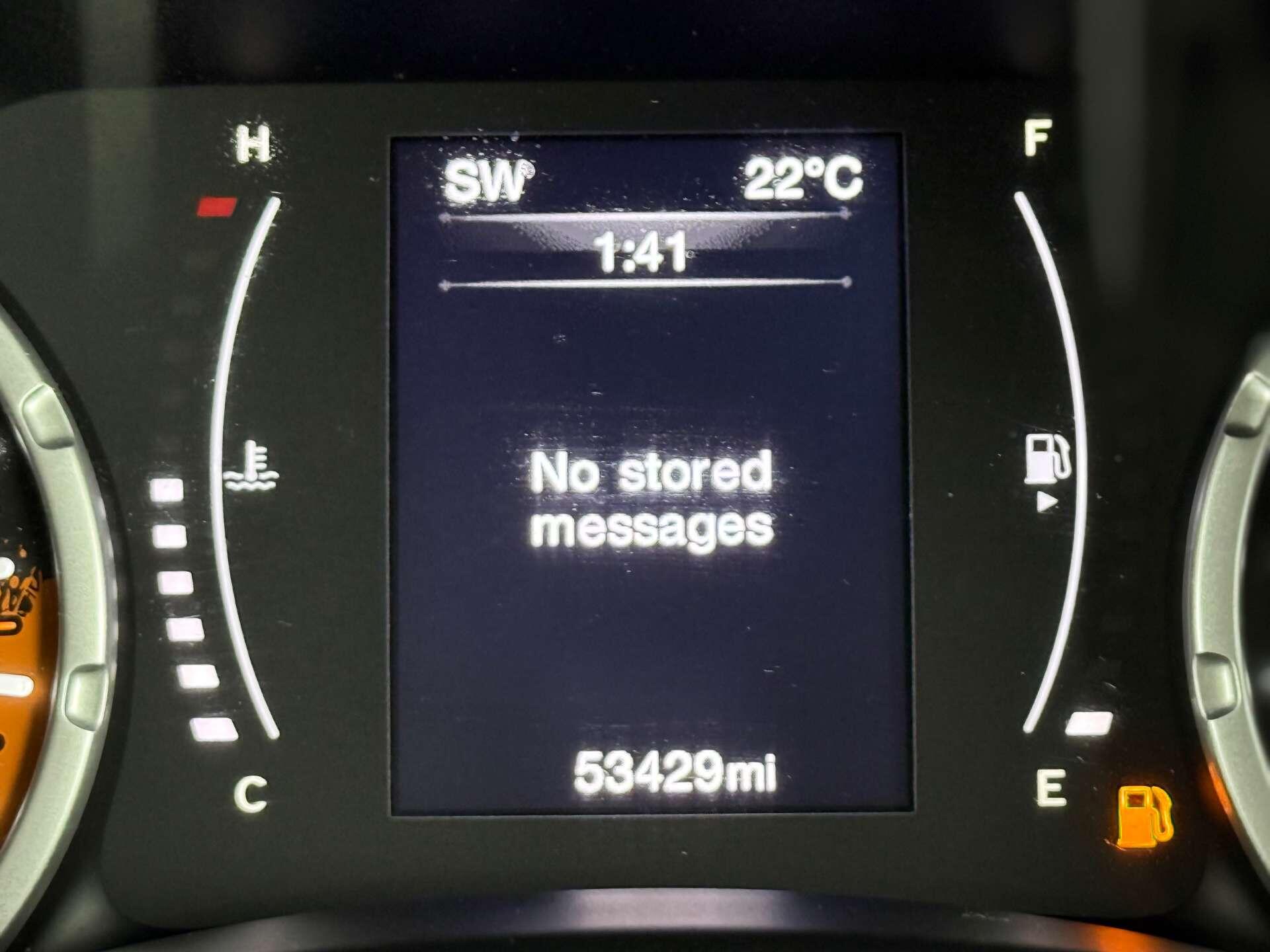 Jeep Renegade view 31