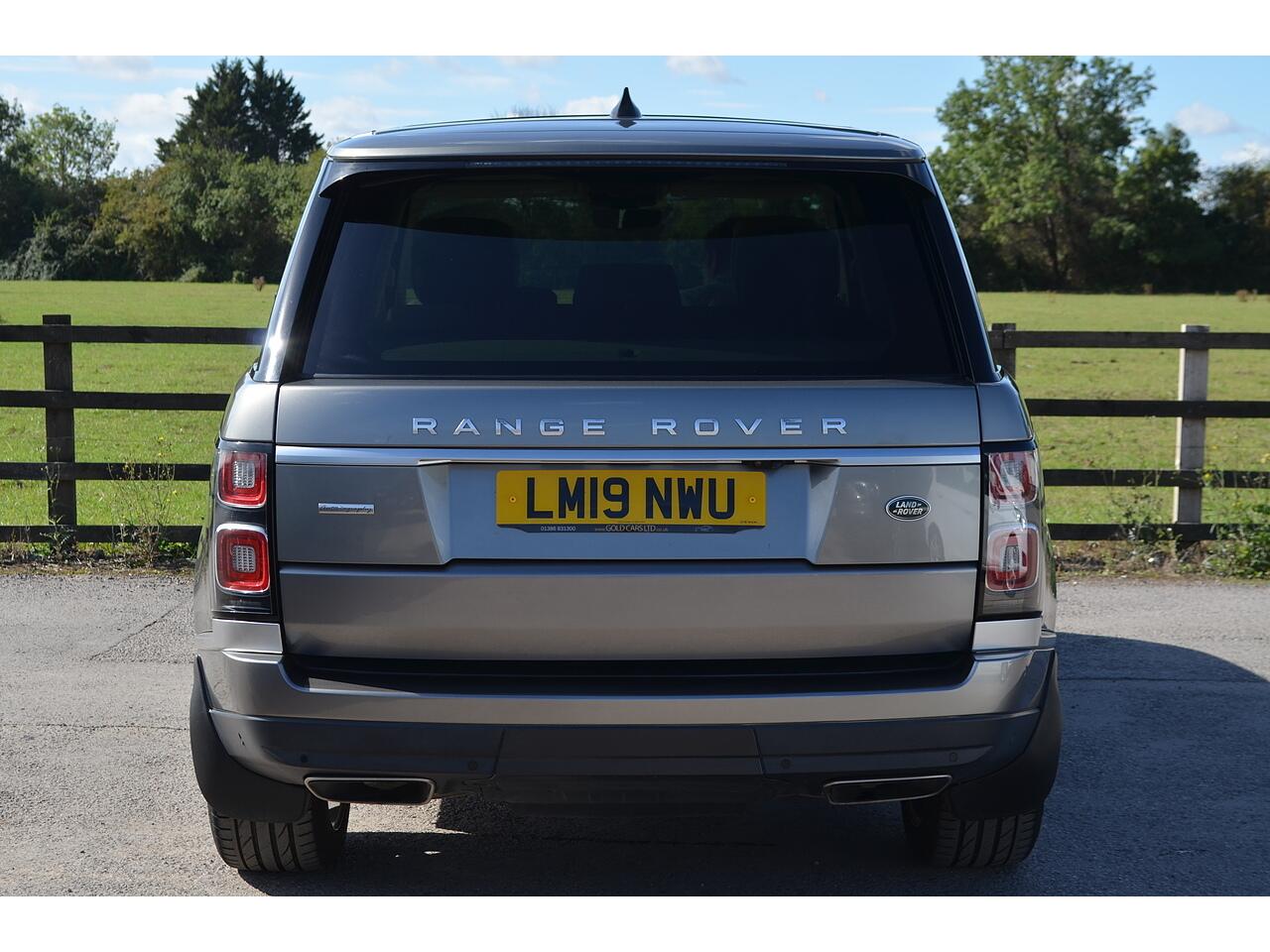 Land Rover Range Rover view 8