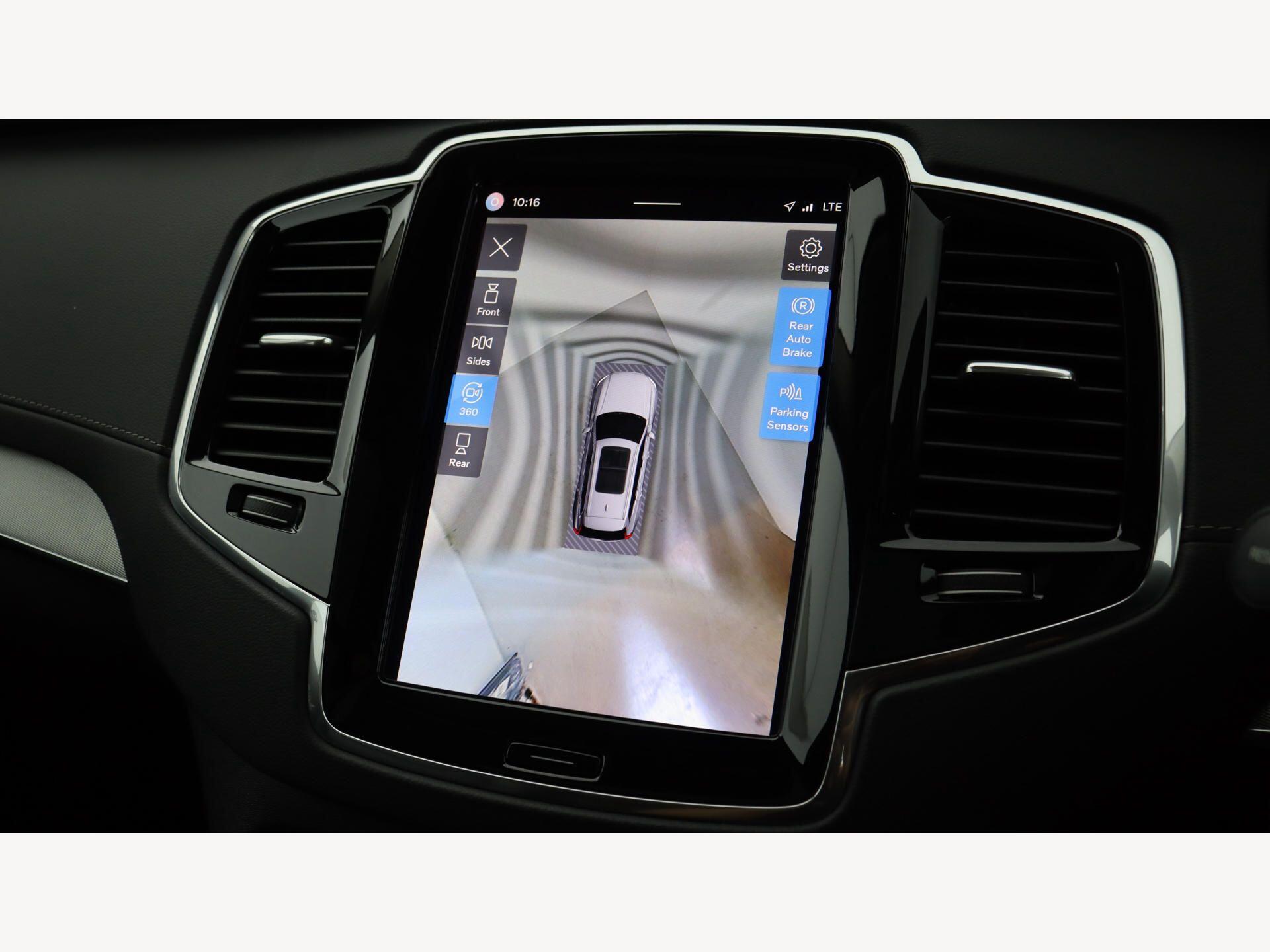 Volvo XC90 view 20