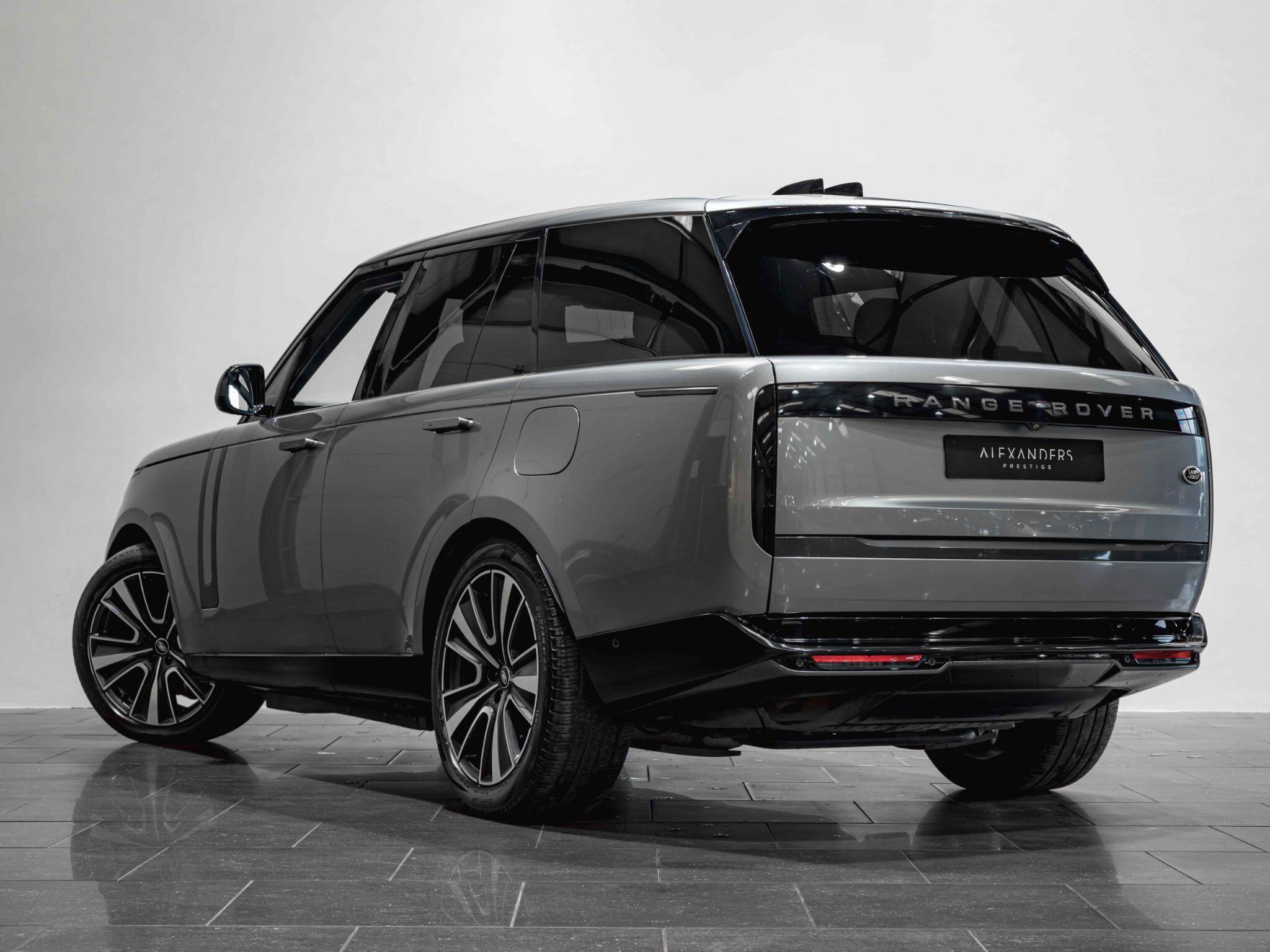 Land Rover Range Rover view 9