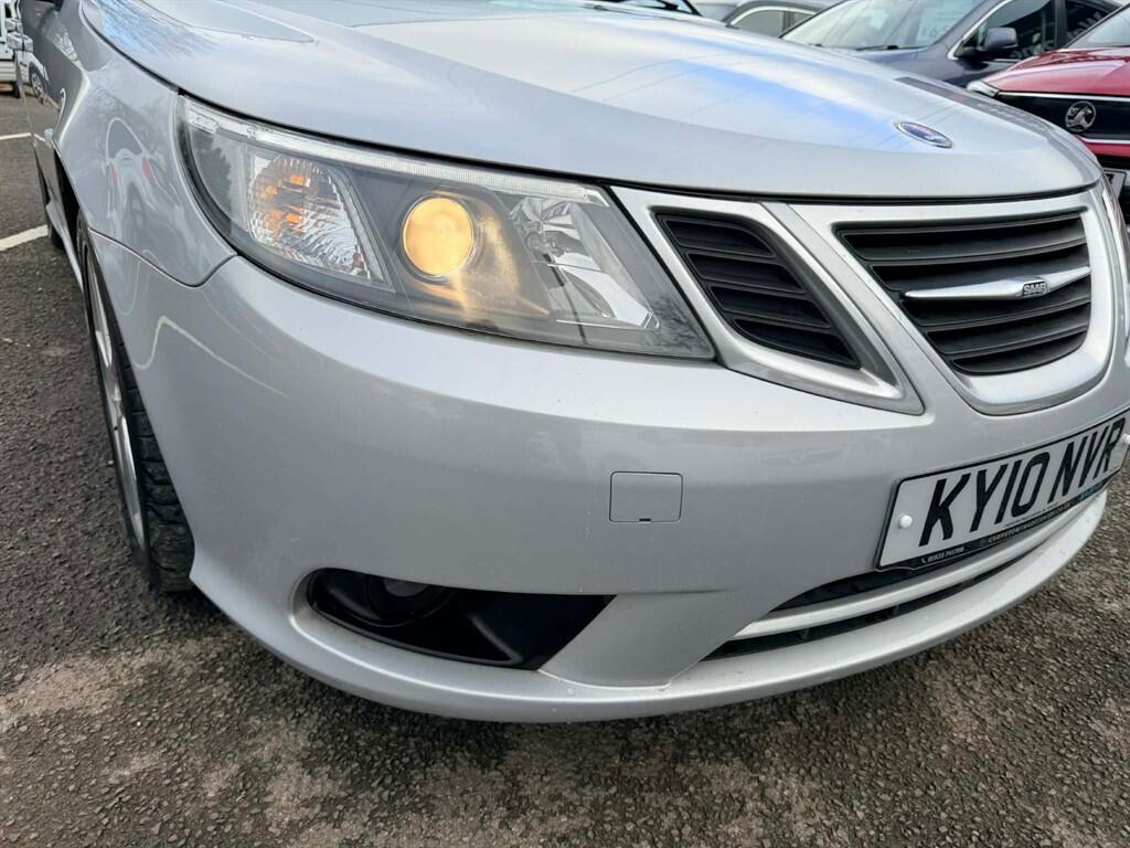 Saab 9-3 view 7