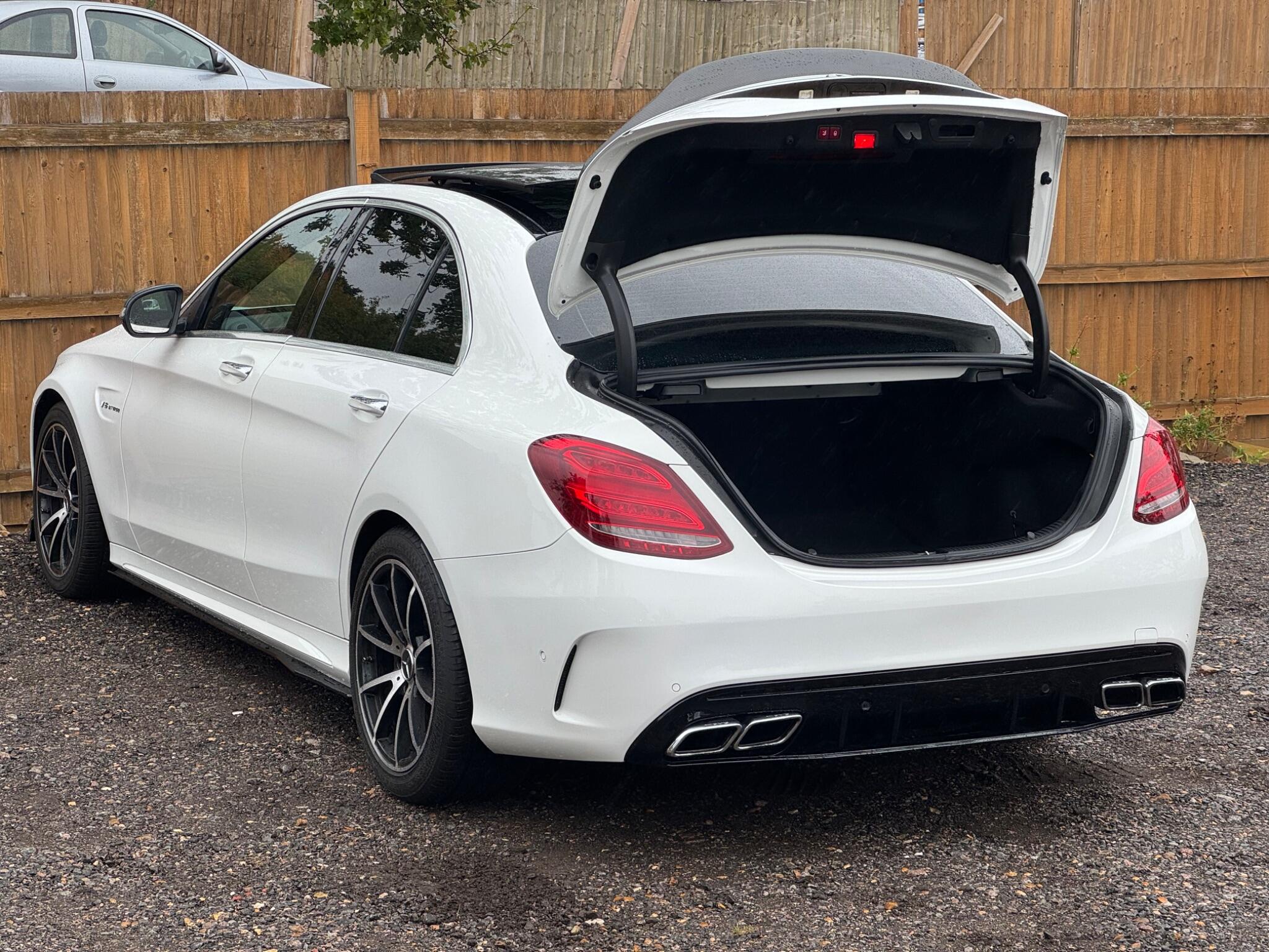 Mercedes-Benz C-Class view 4