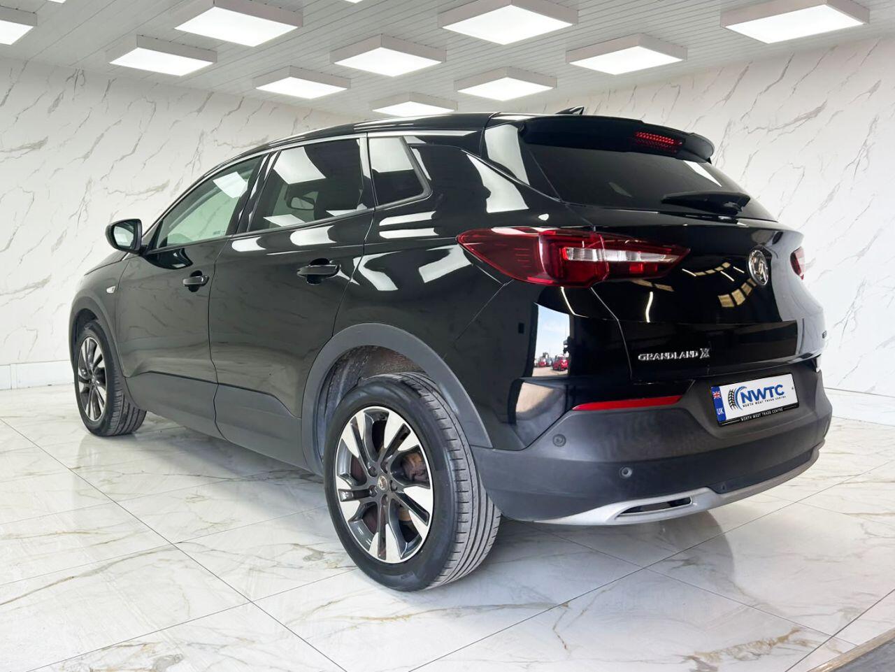 Vauxhall Grandland X view 8