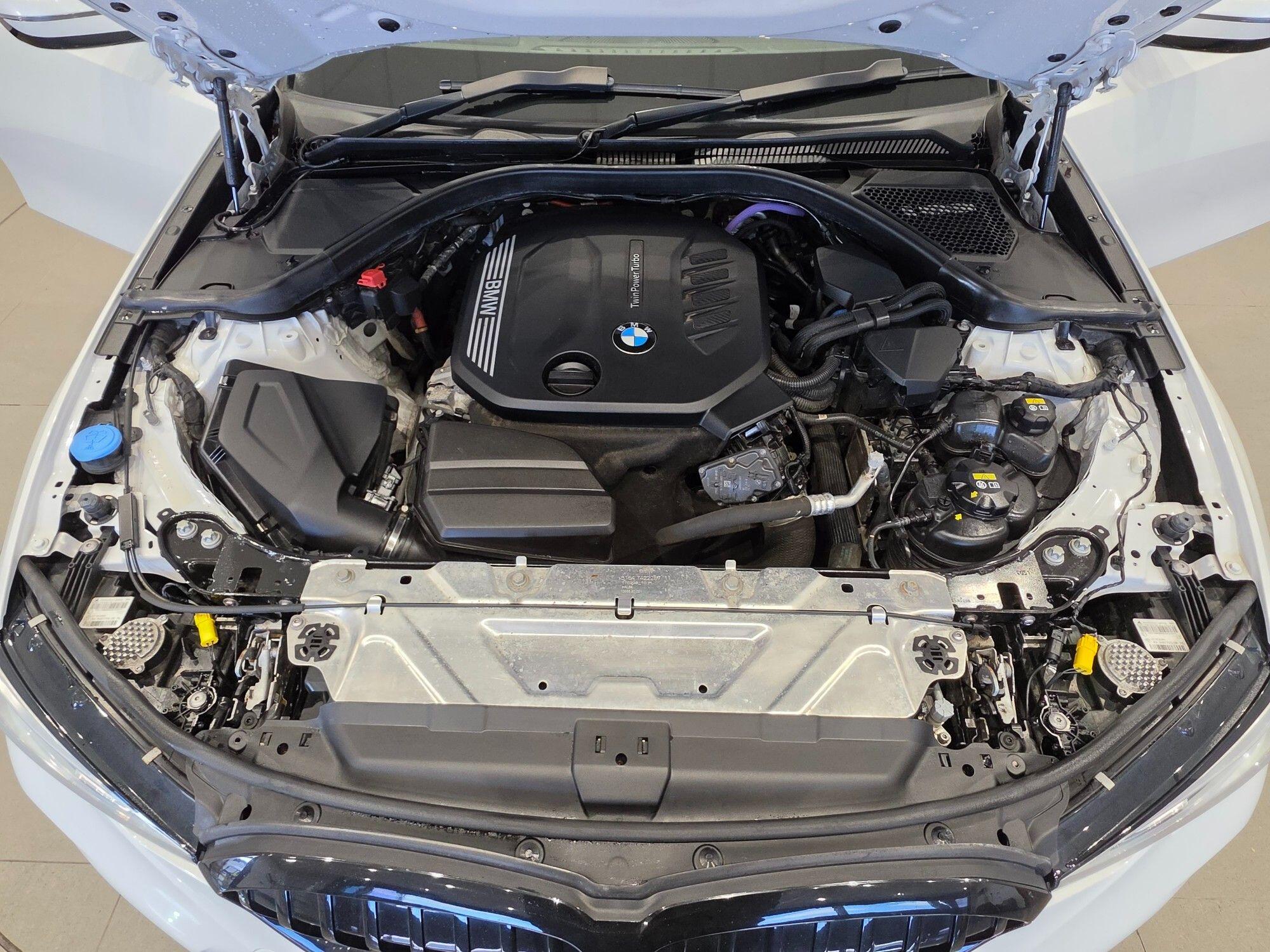 BMW 3 Series view 39