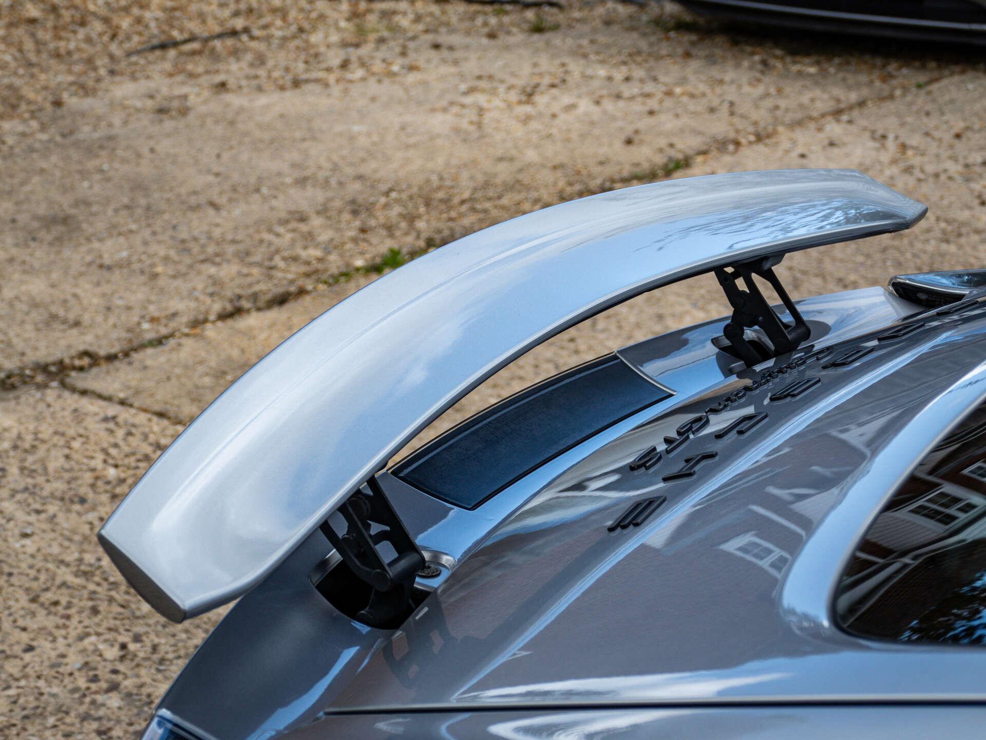 Porsche Cayman view 21