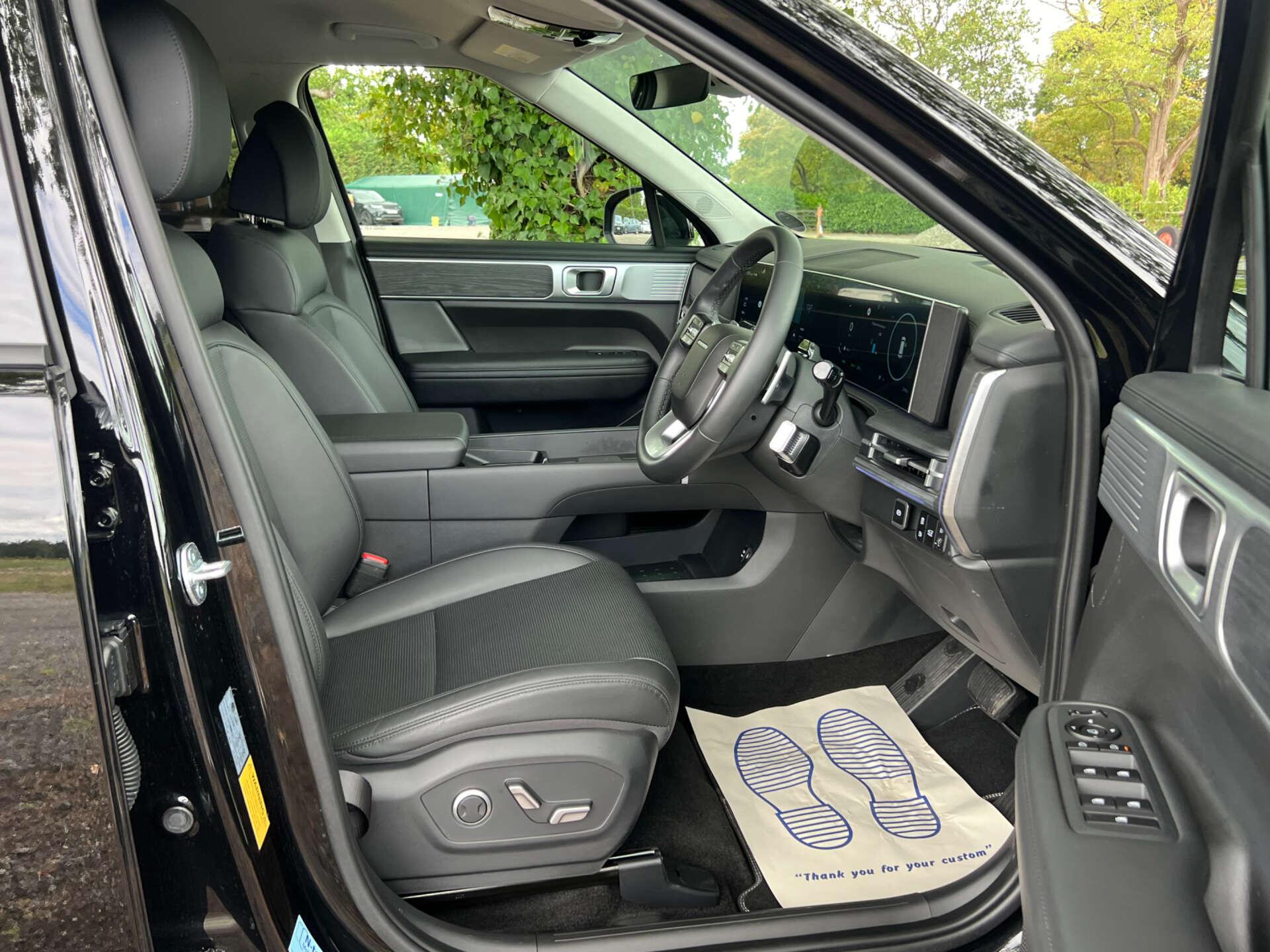 Hyundai Santa Fe view 31