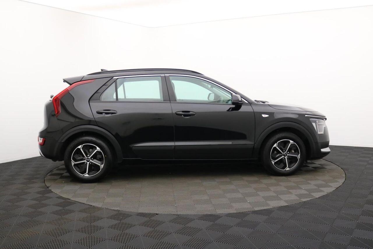 Kia Niro view 2