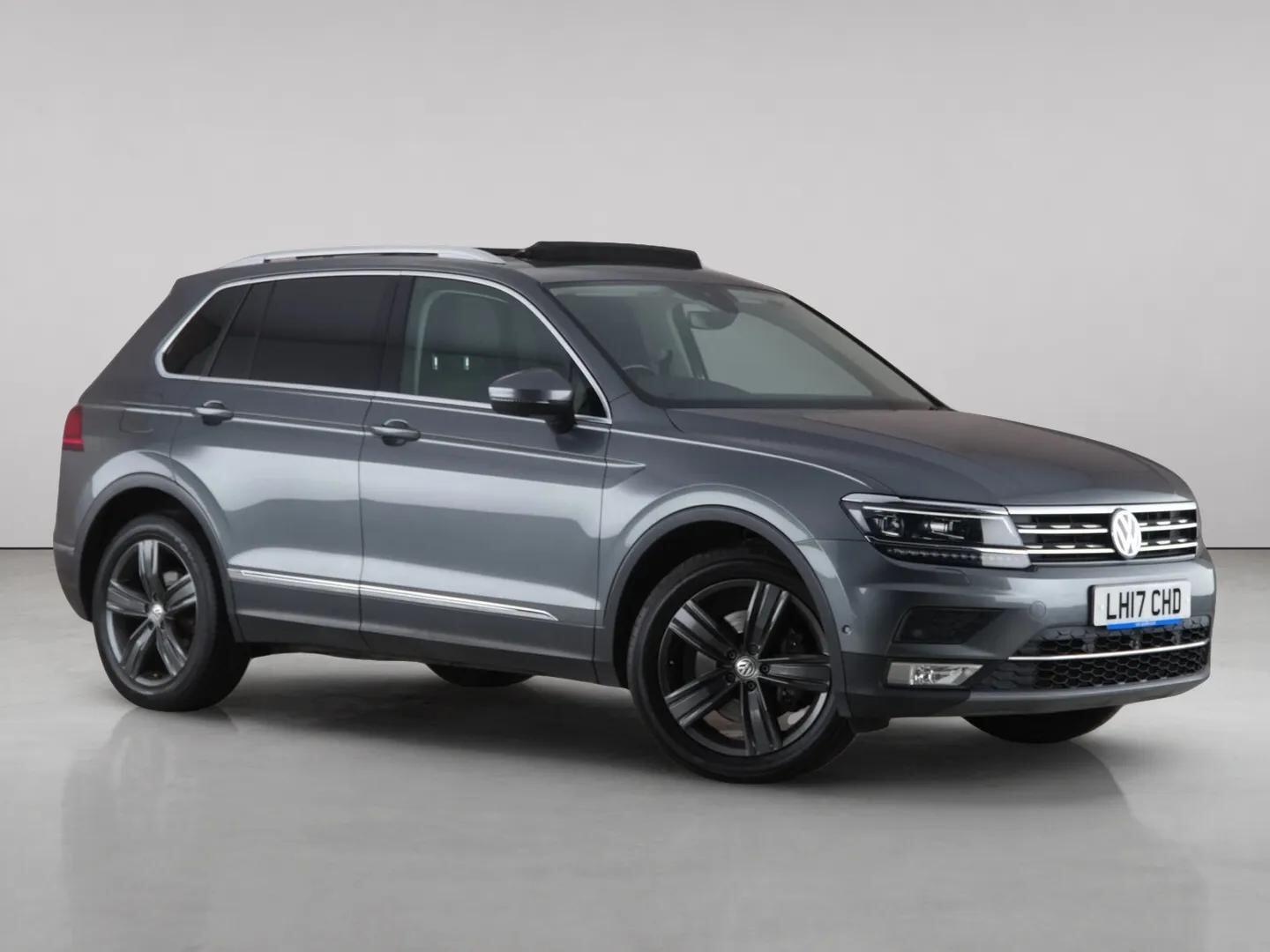 2017 Volkswagen Tiguan in Grey for sale