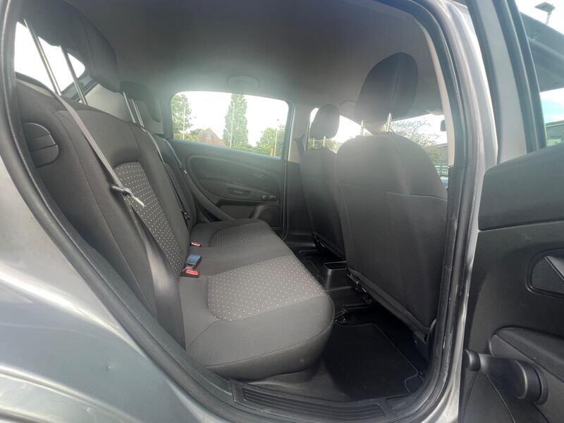 Fiat Grande Punto view 15