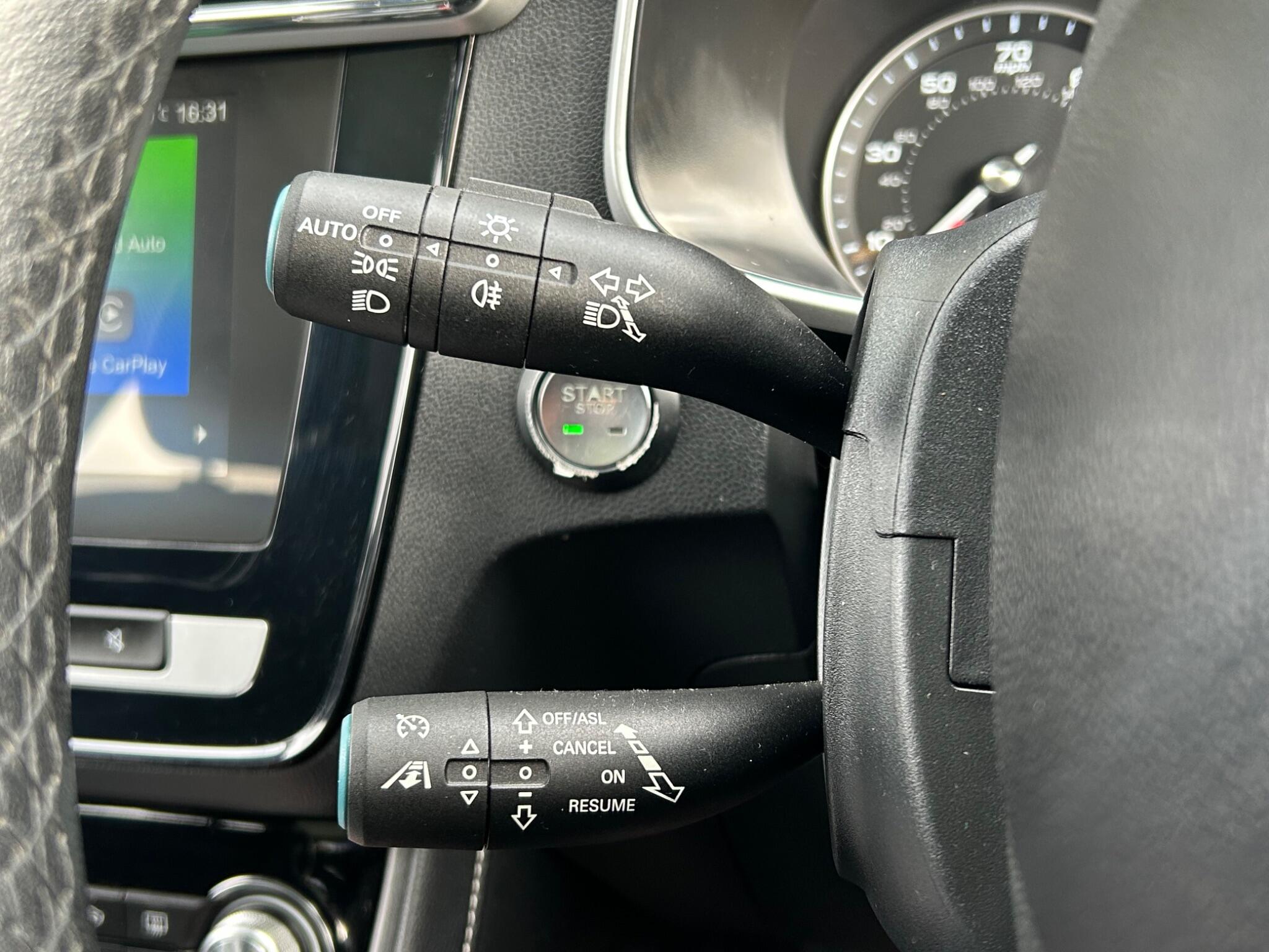 MG ZS view 33