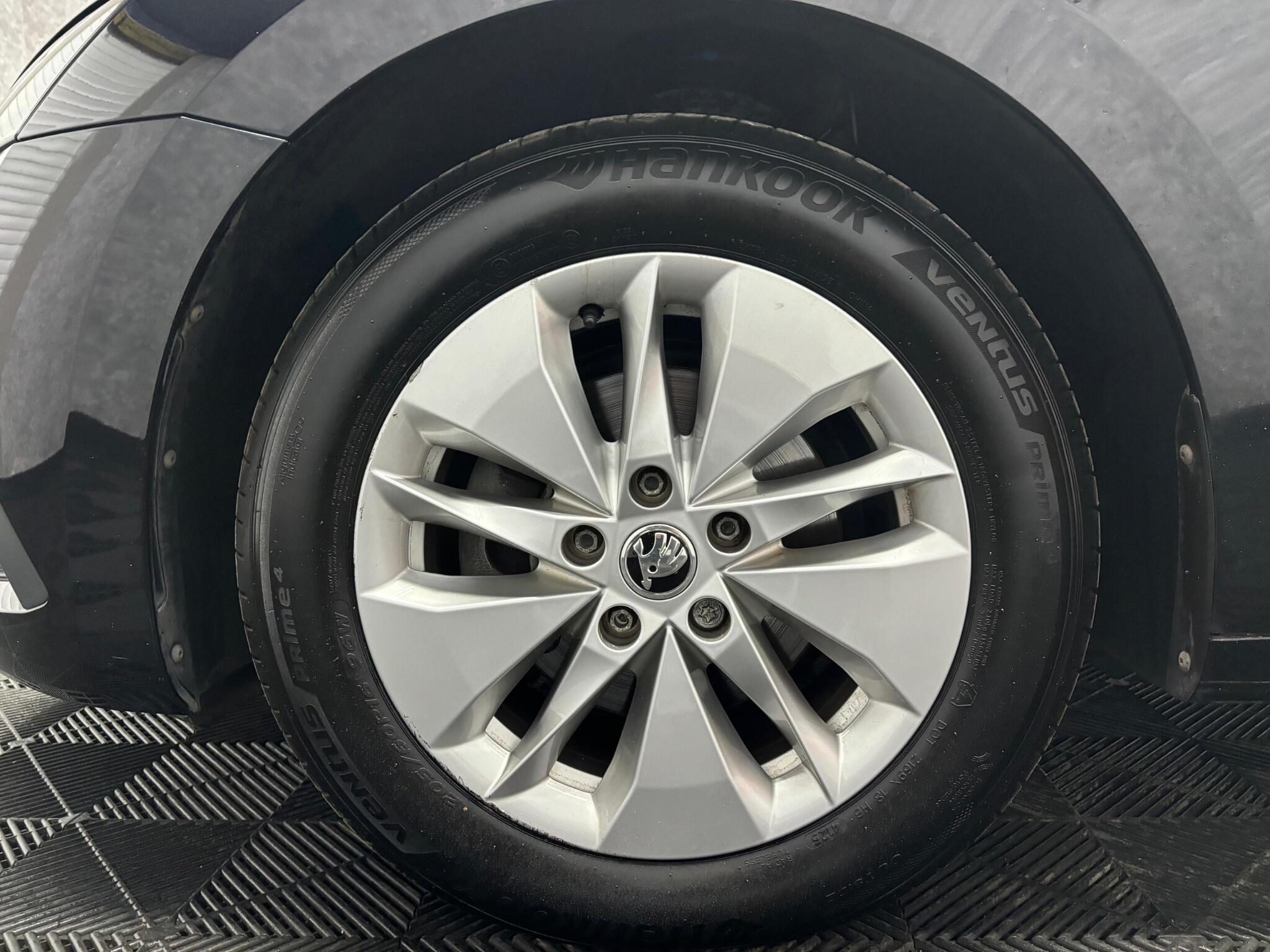 Skoda Octavia view 36