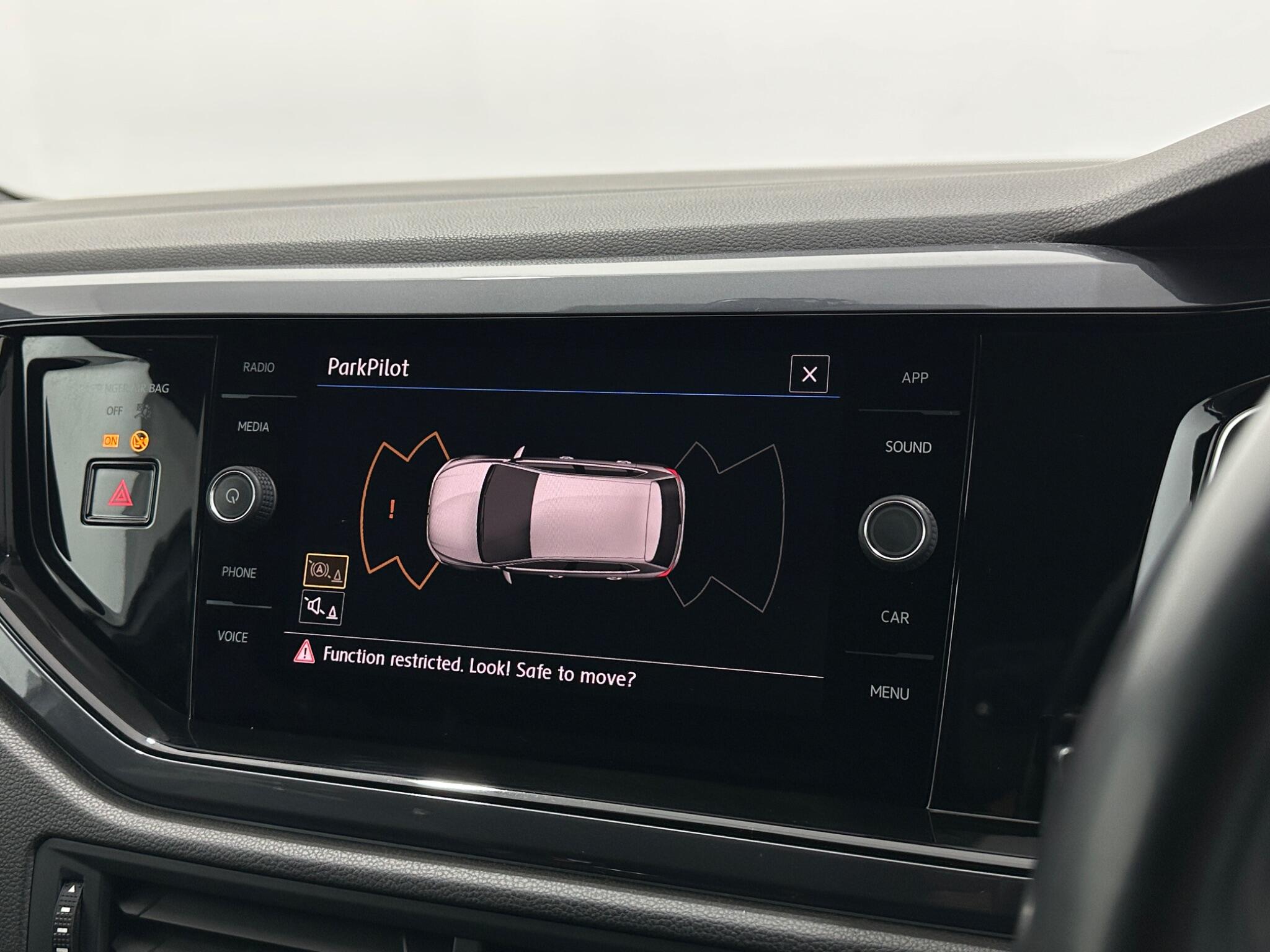 Volkswagen Polo view 23