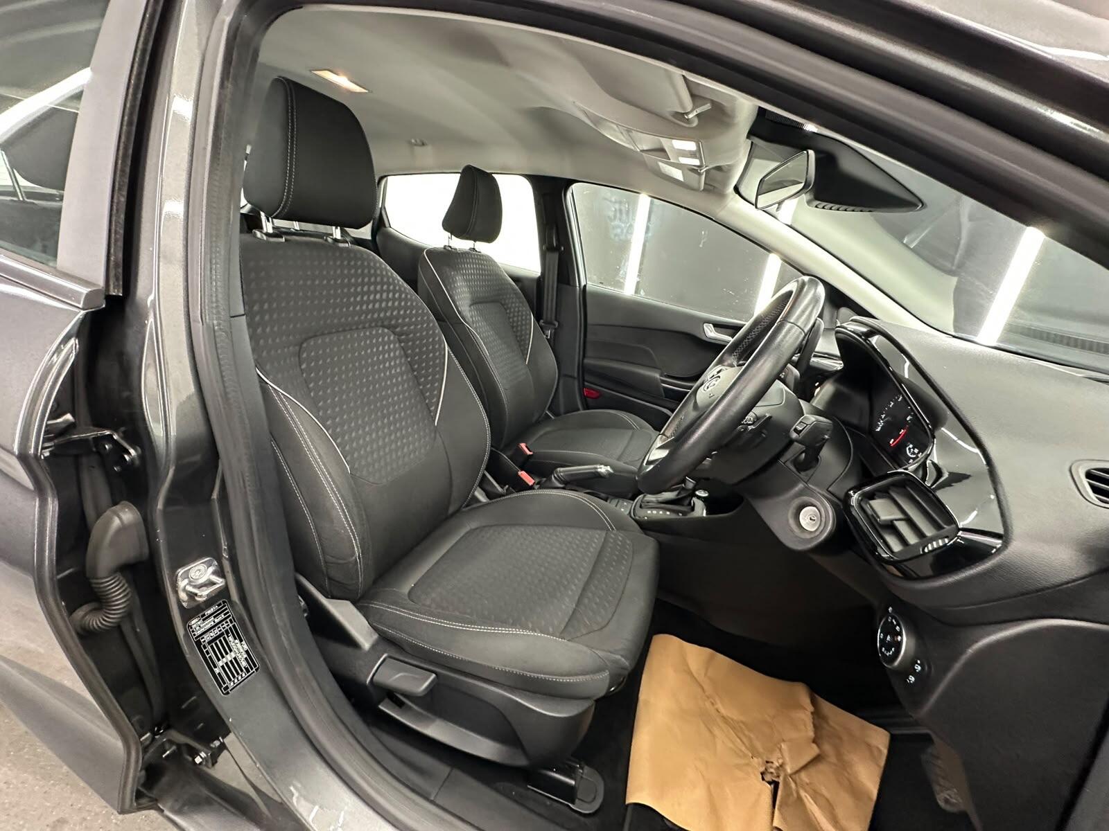 Ford Fiesta view 23