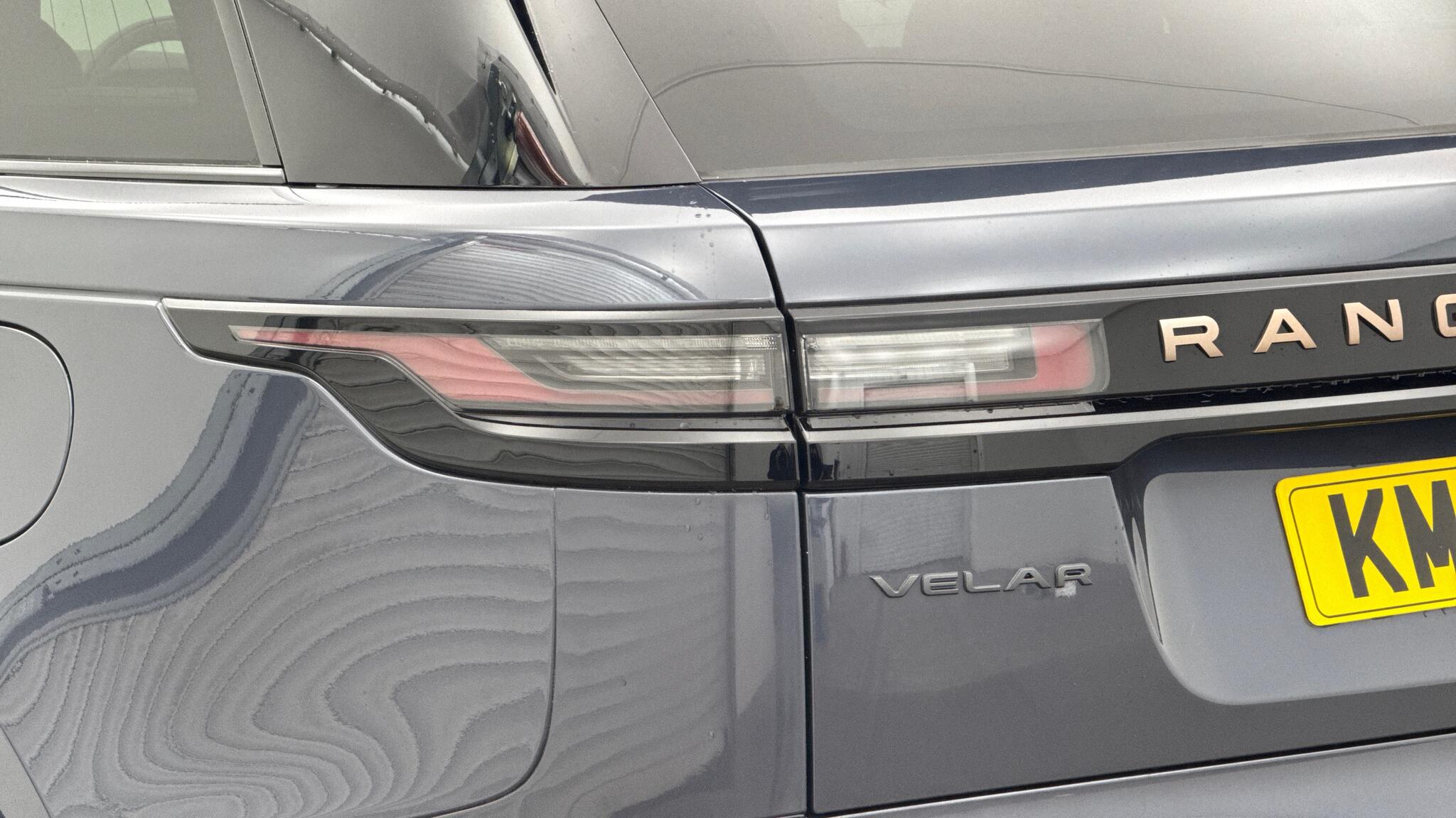 Land Rover Range Rover Velar view 19