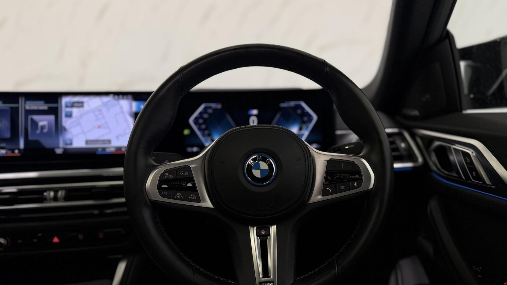 BMW I4 view 16