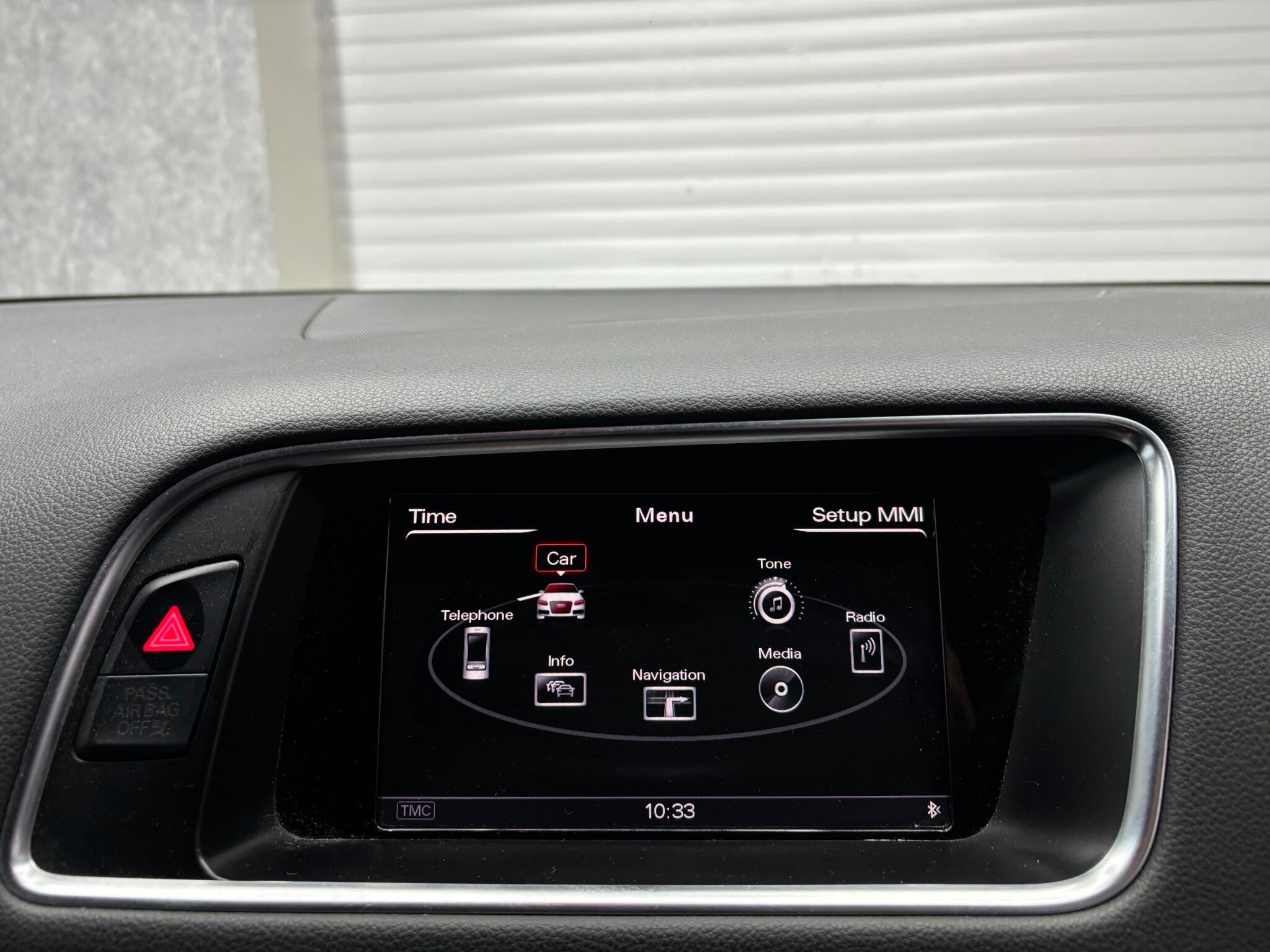 Audi Q5 view 17