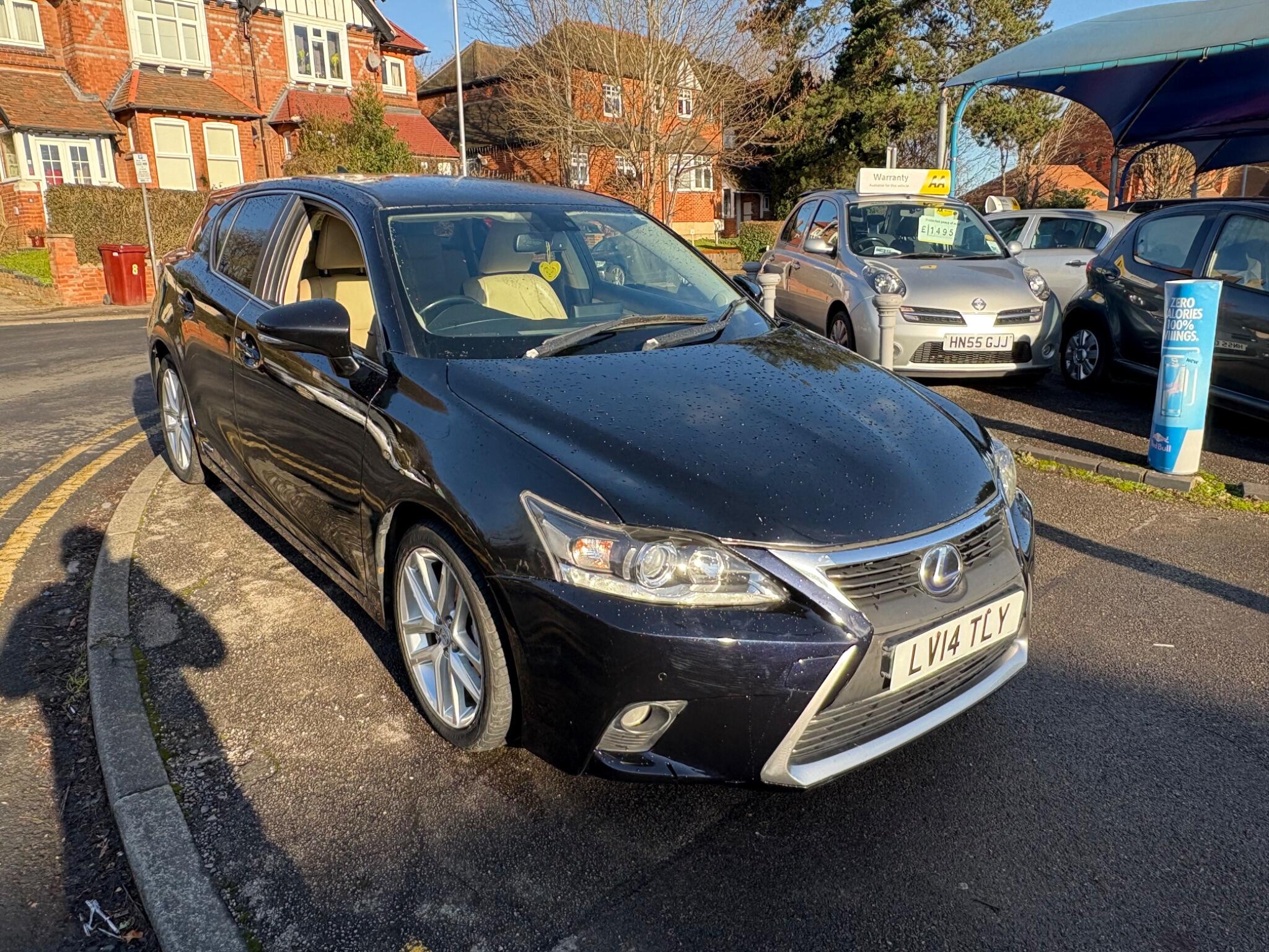 2014 Lexus CT 1.8 200h Luxury CVT Euro 6 (s/s) 5dr • 99,475 miles image 6