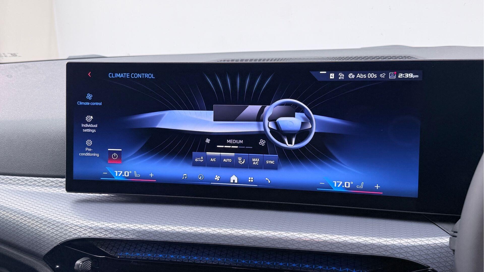 BMW I4 view 24