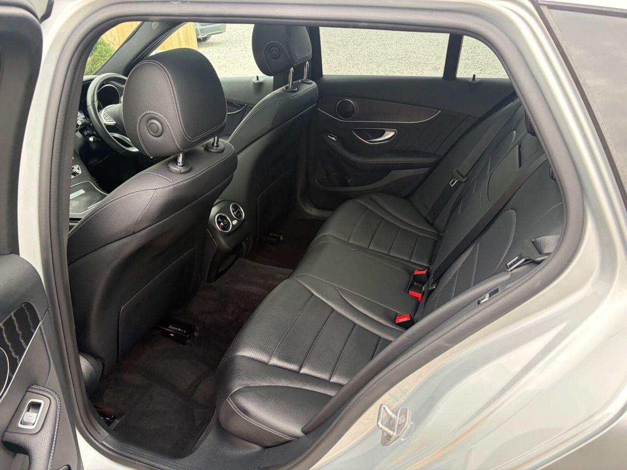 Mercedes-Benz C-Class view 20