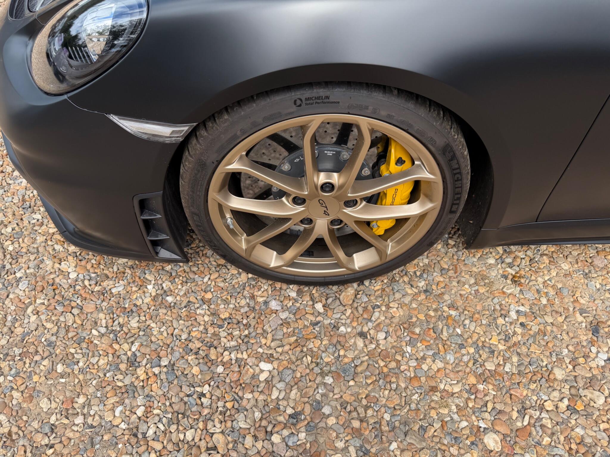 Porsche Cayman view 21