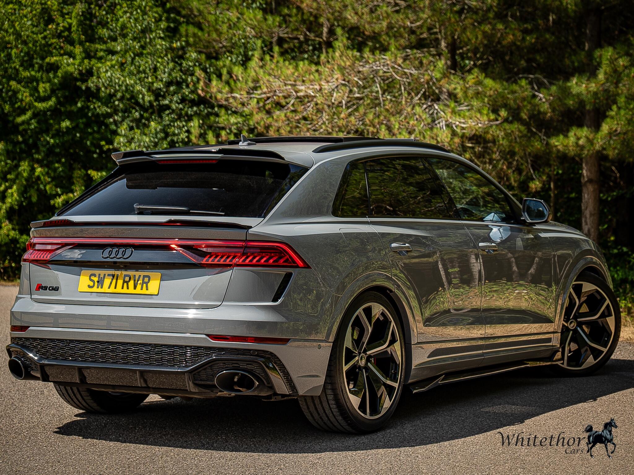 Audi RS Q8 view 66
