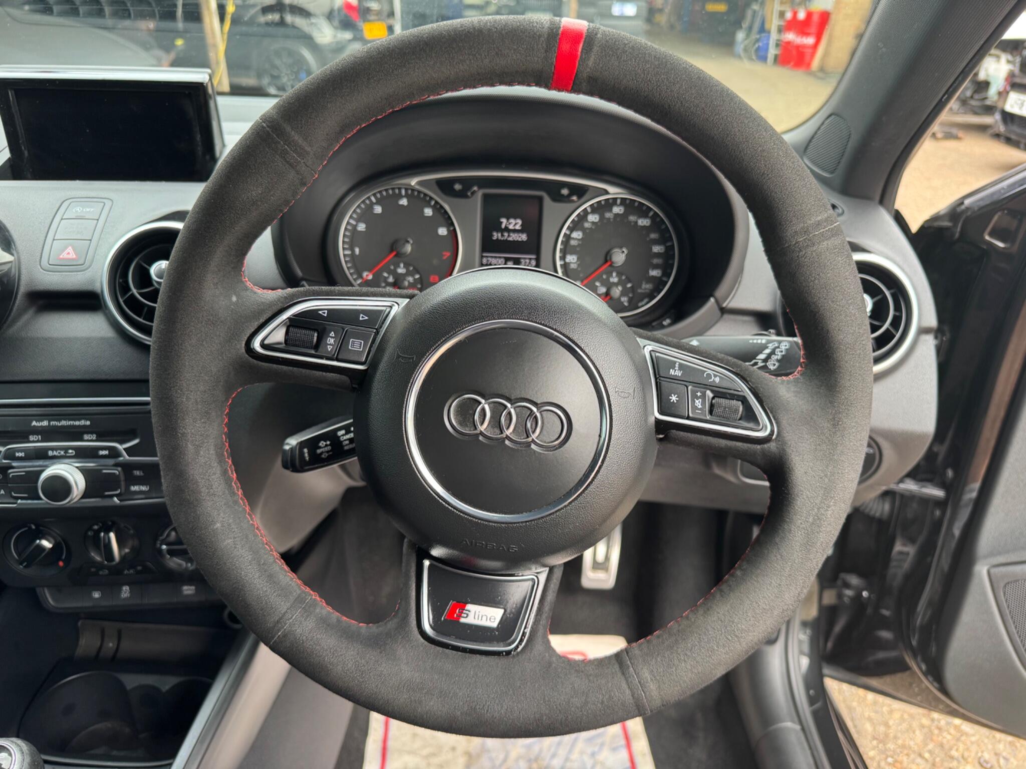 Audi A1 view 21