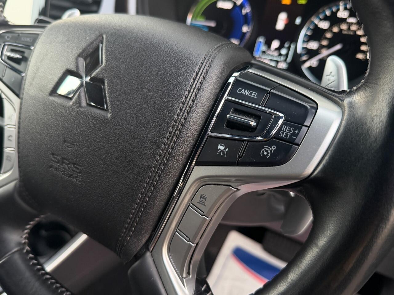 Mitsubishi Outlander view 21