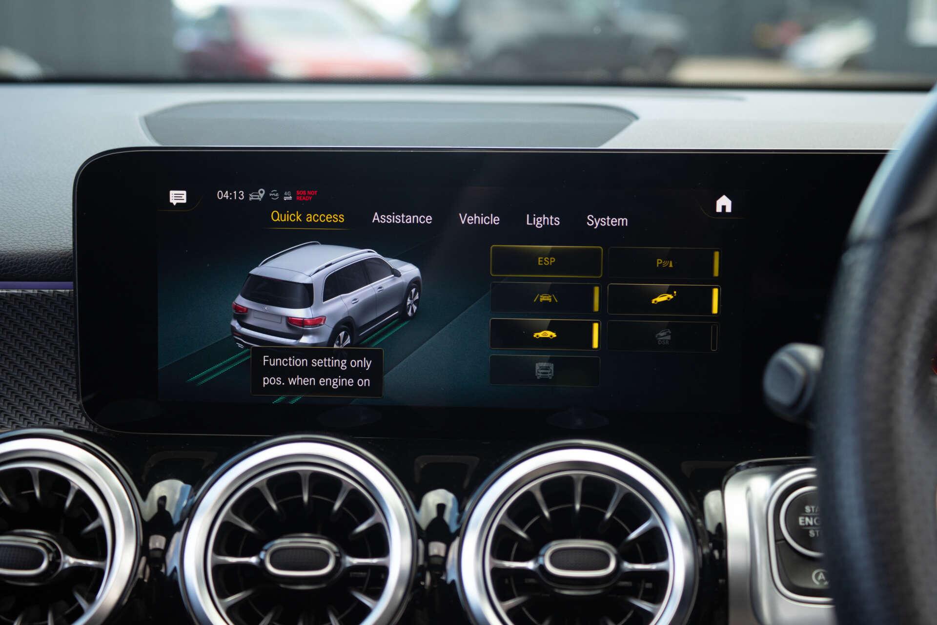 Mercedes-Benz GLB view 68