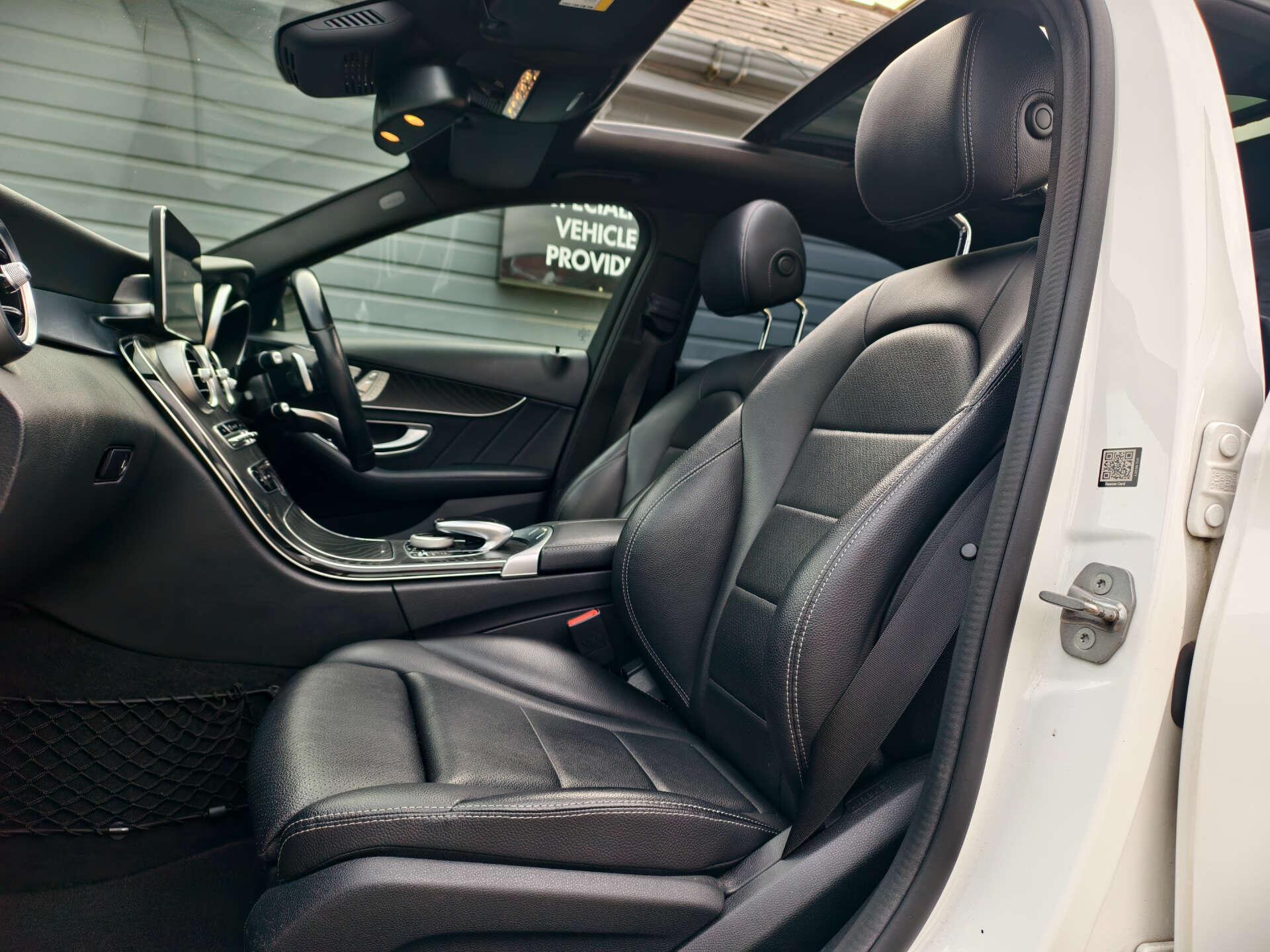 Mercedes-Benz C Class view 20
