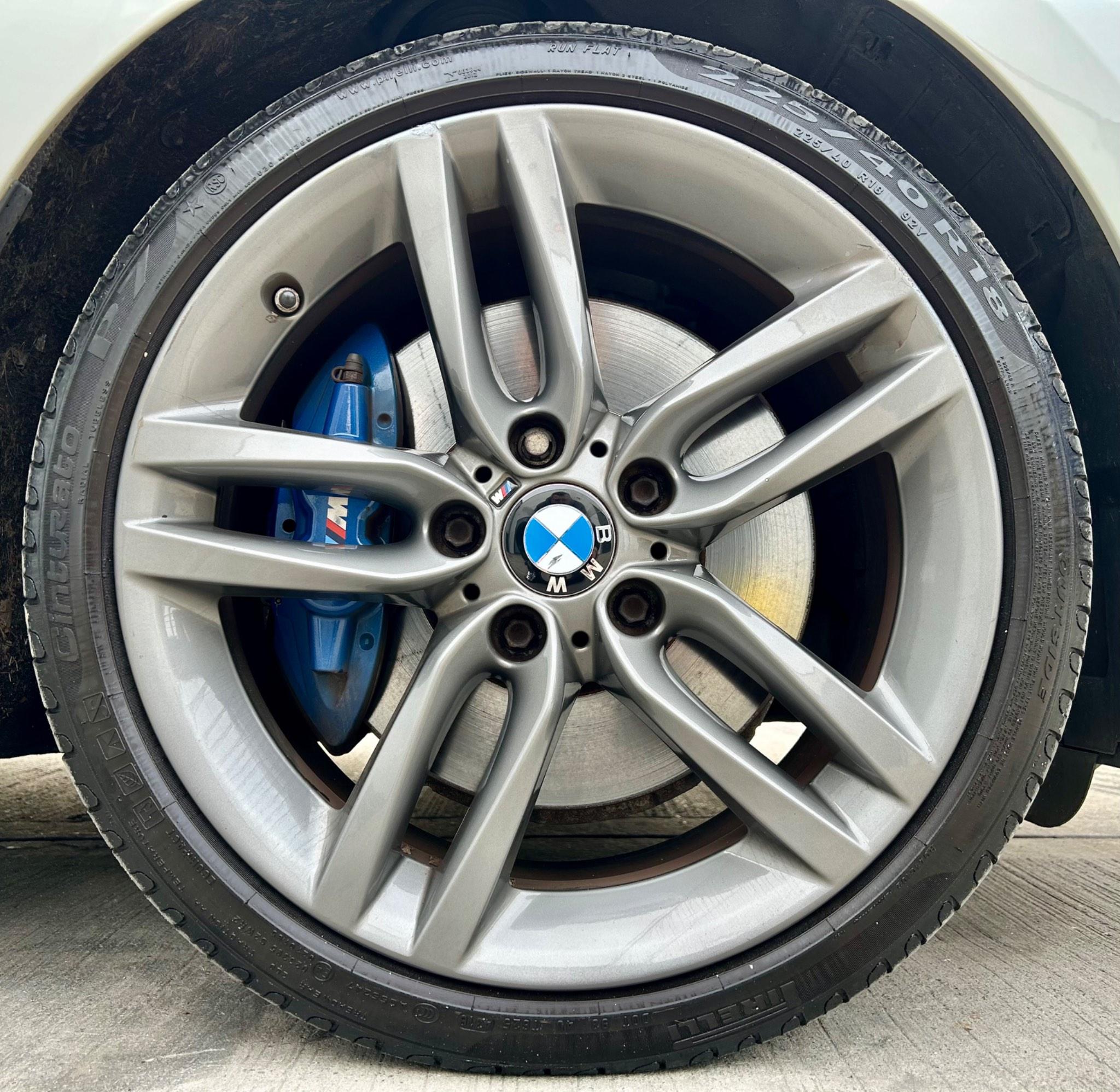 BMW 1 Series view 24