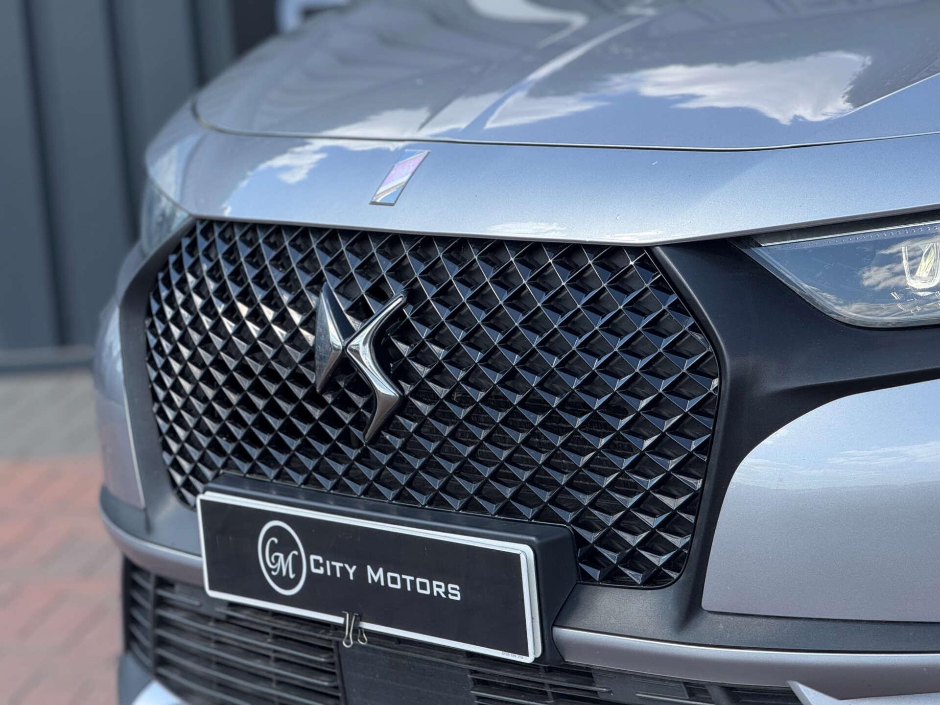 DS Automobiles DS 7 Crossback view 6