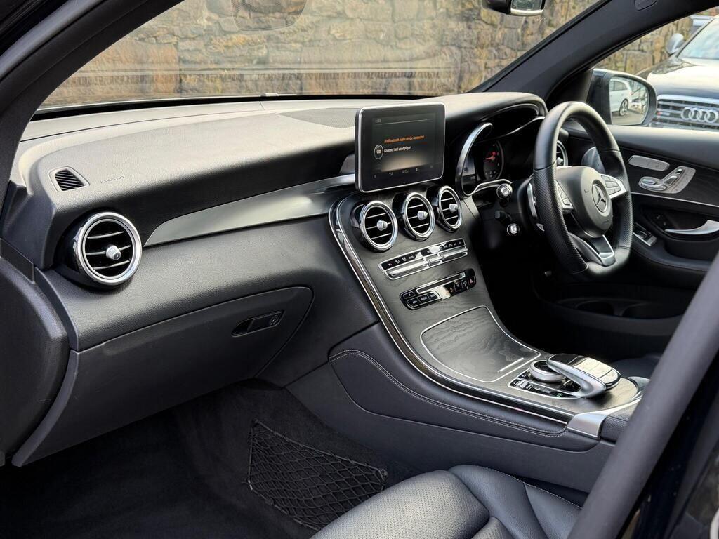 Mercedes-Benz GLC view 15